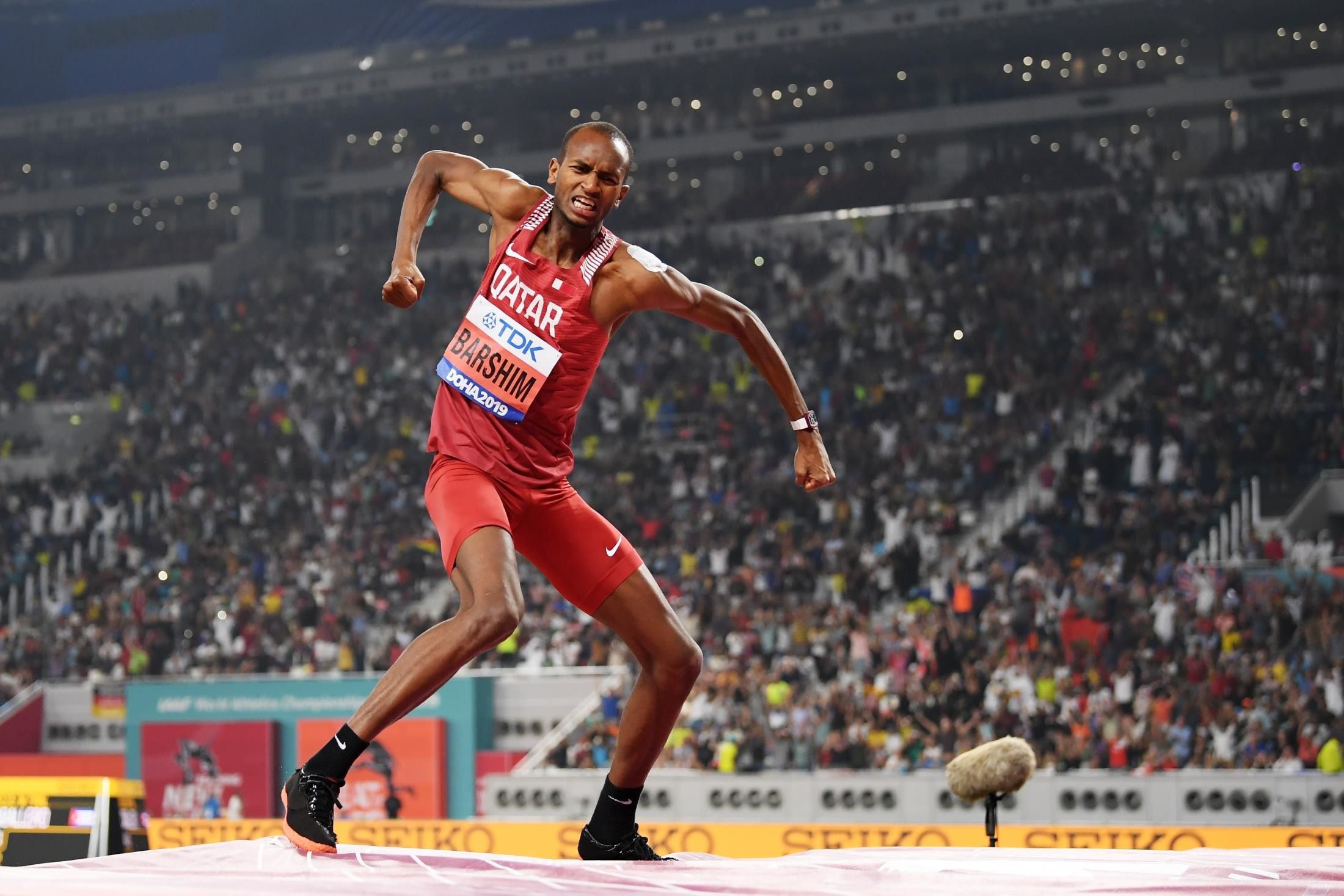 Mutaz Barshim charging up the crowd at the IAAF World Athletics Championships Doha 2019