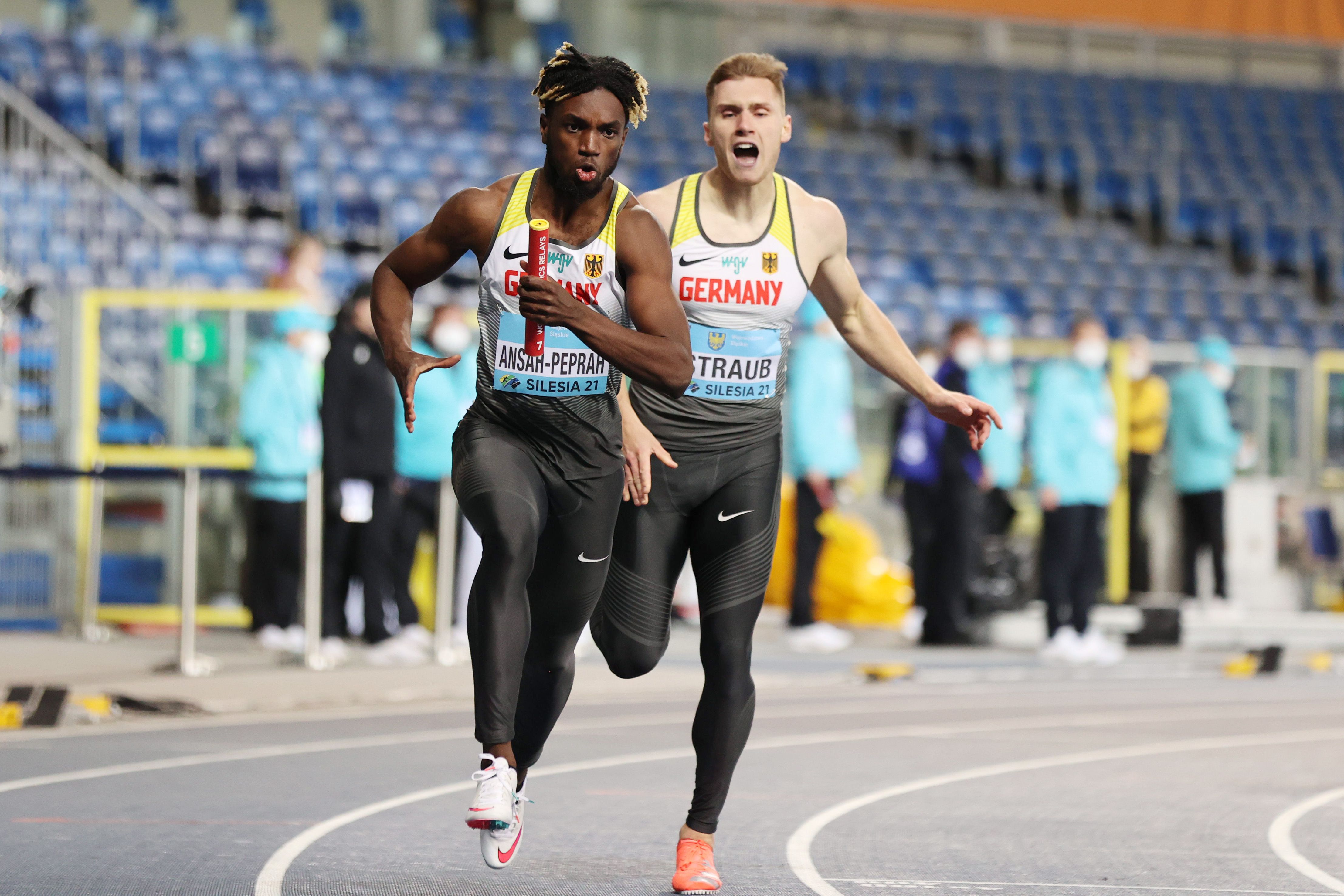 Спорт 21. 2021 World Athletics relays. Чемпионат России по эстафетному бегу 2021. Эстафета по Бульварному кольцу. Таганская тренер легкая атлетика.