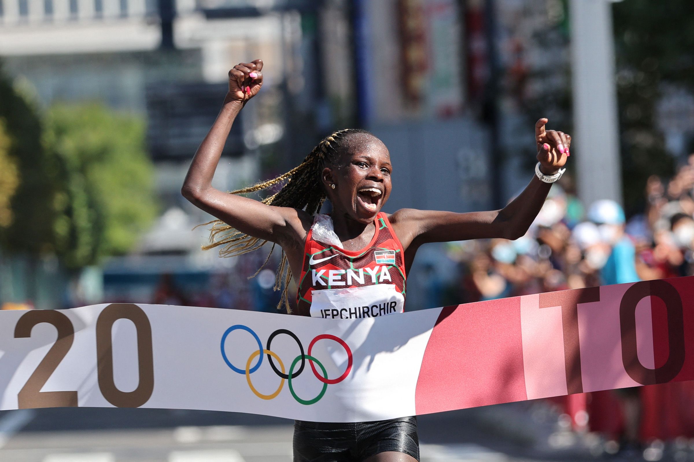 Peres Jepchirchir wins the marathon at the Tokyo Olympic Games