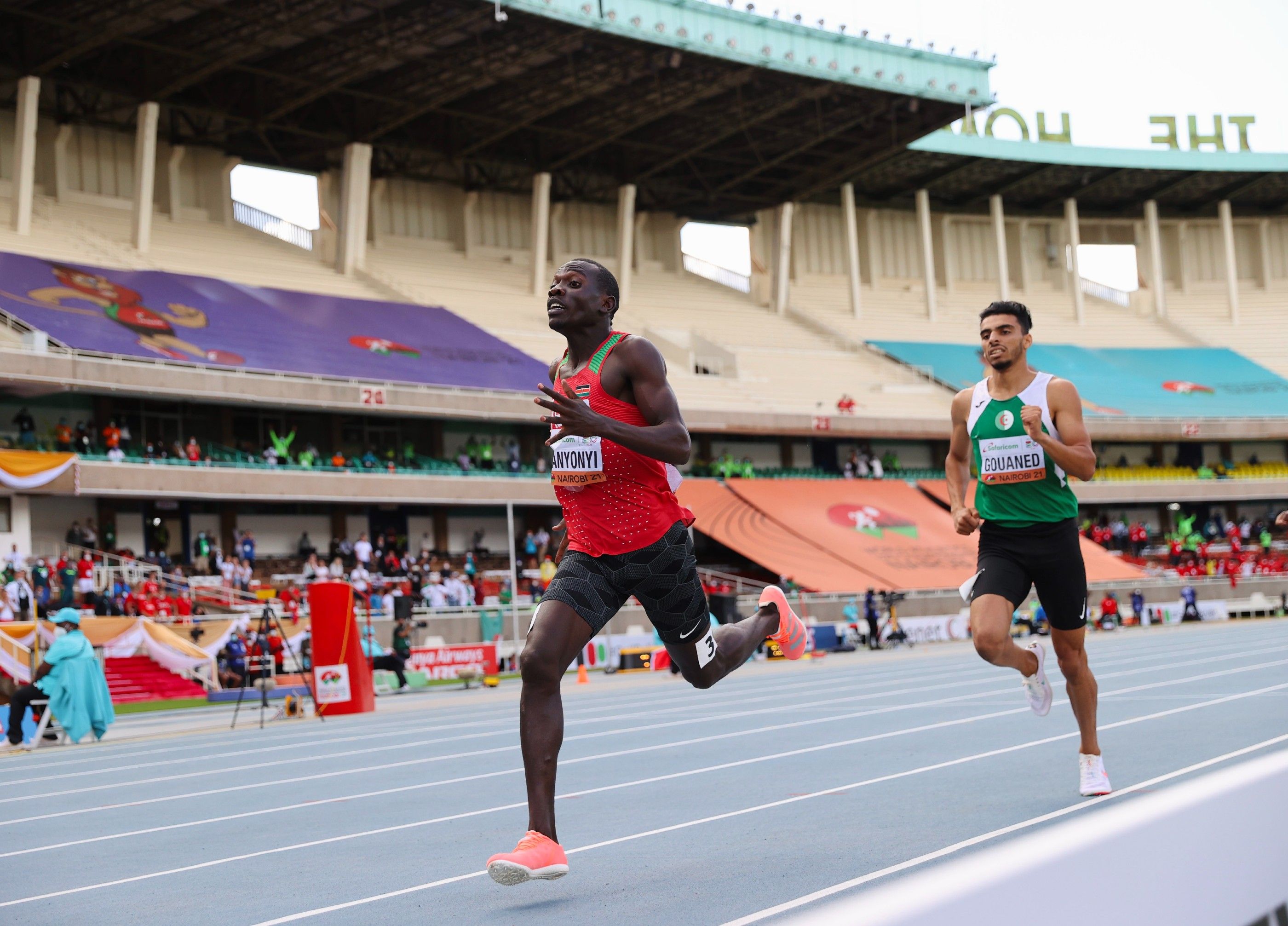 Emmanuel Wanyonyi on his way to a championship record in the 800m in Nairobi