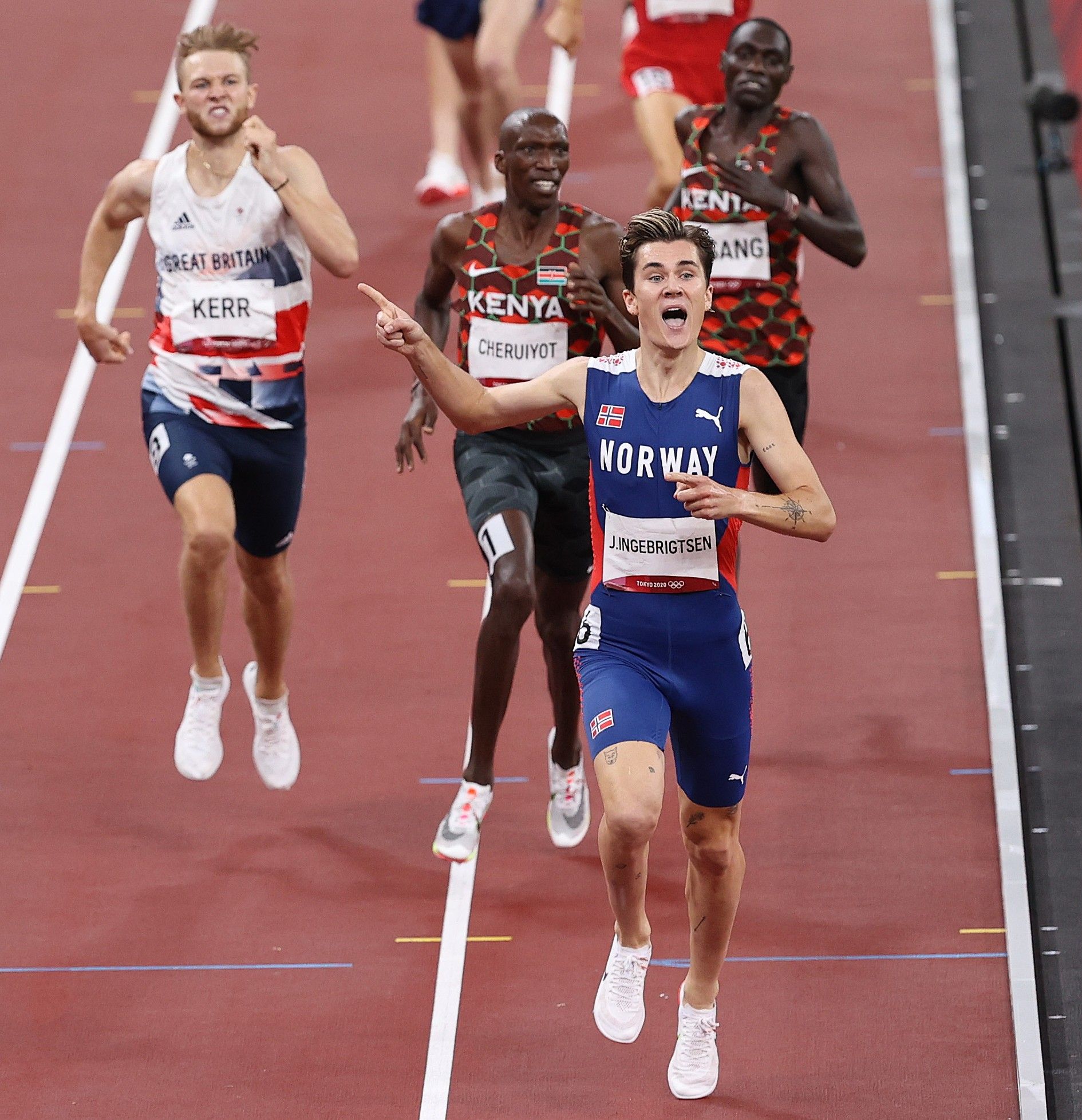 Josh Kerr, Timothy Cheruiyot and Jakob Ingebrigtsen in the Olympic 1500m final in Tokyo