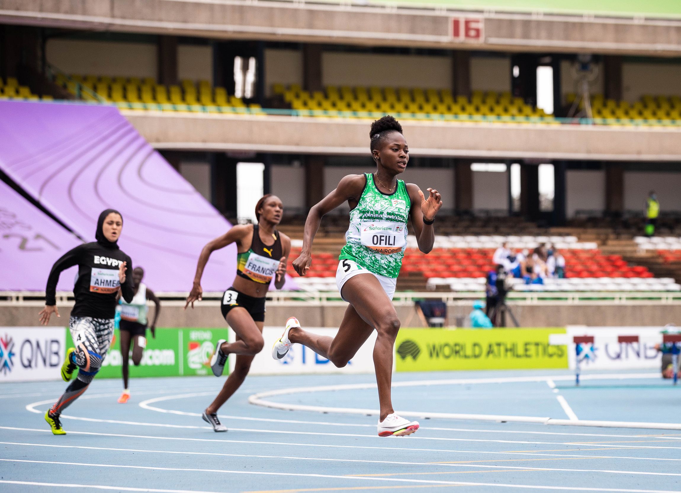 Favour Ofili in the 200m at the World Athletics U20 Championships Nairobi 21
