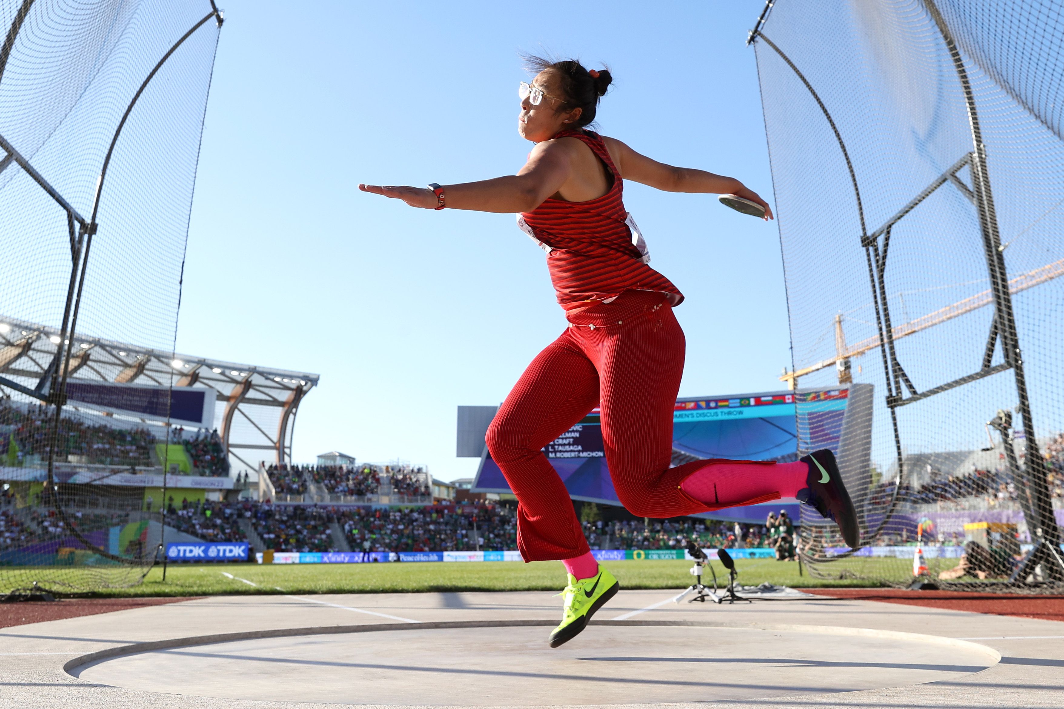 Feng Bin in the discus at the World Athletics Championships Oregon22