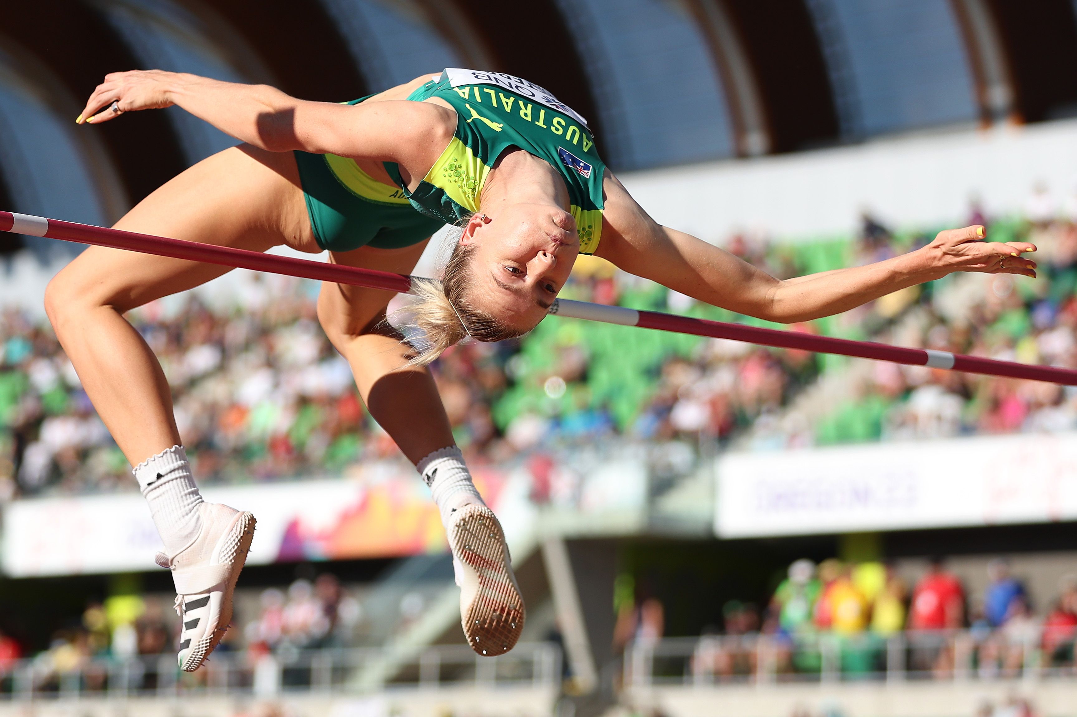 Ealeanor Patterson in the high jump at the World Athletics Championships Oregon22