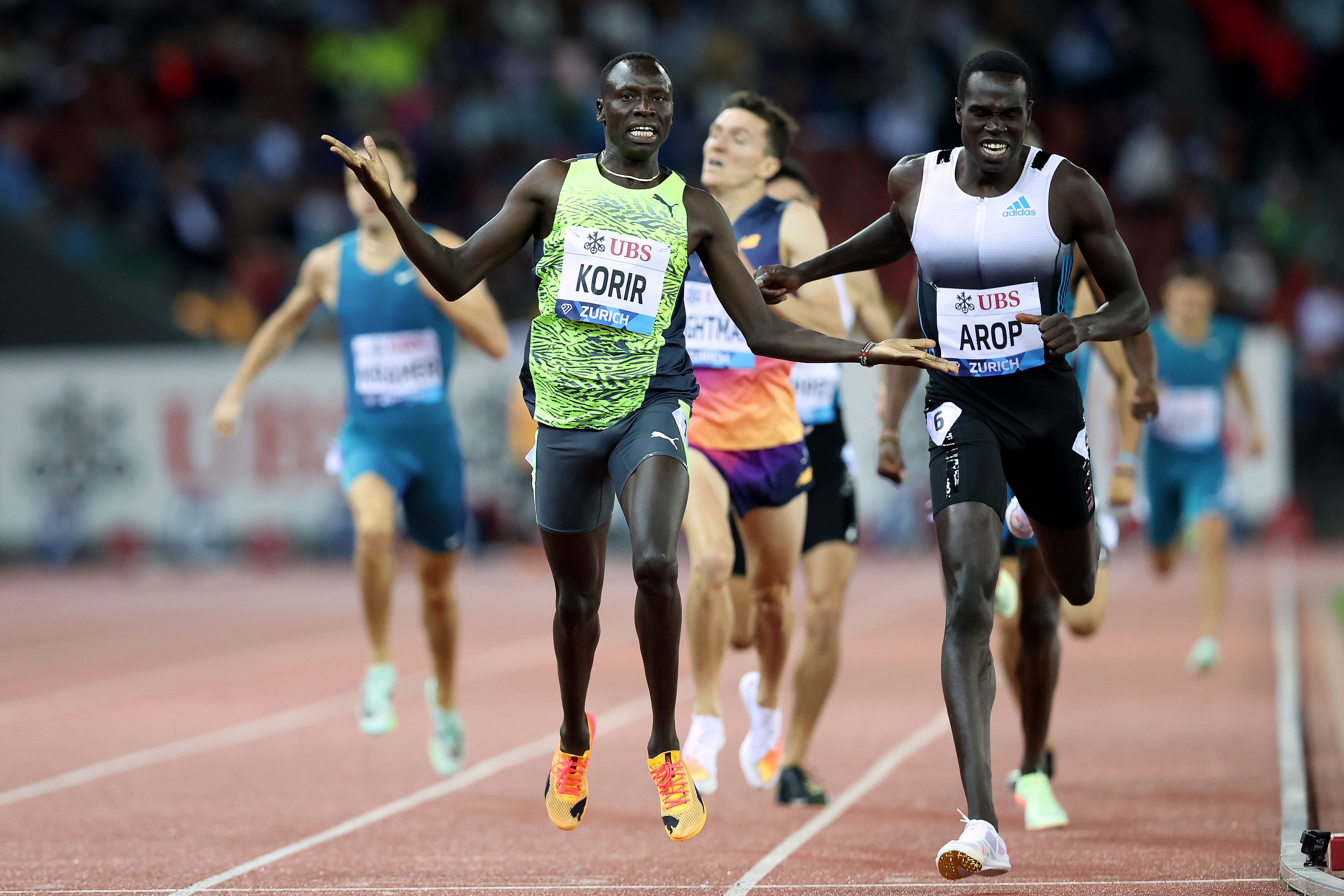 Emmanuel Korir wins the 800m at the Wanda Diamond League Final in Zurich