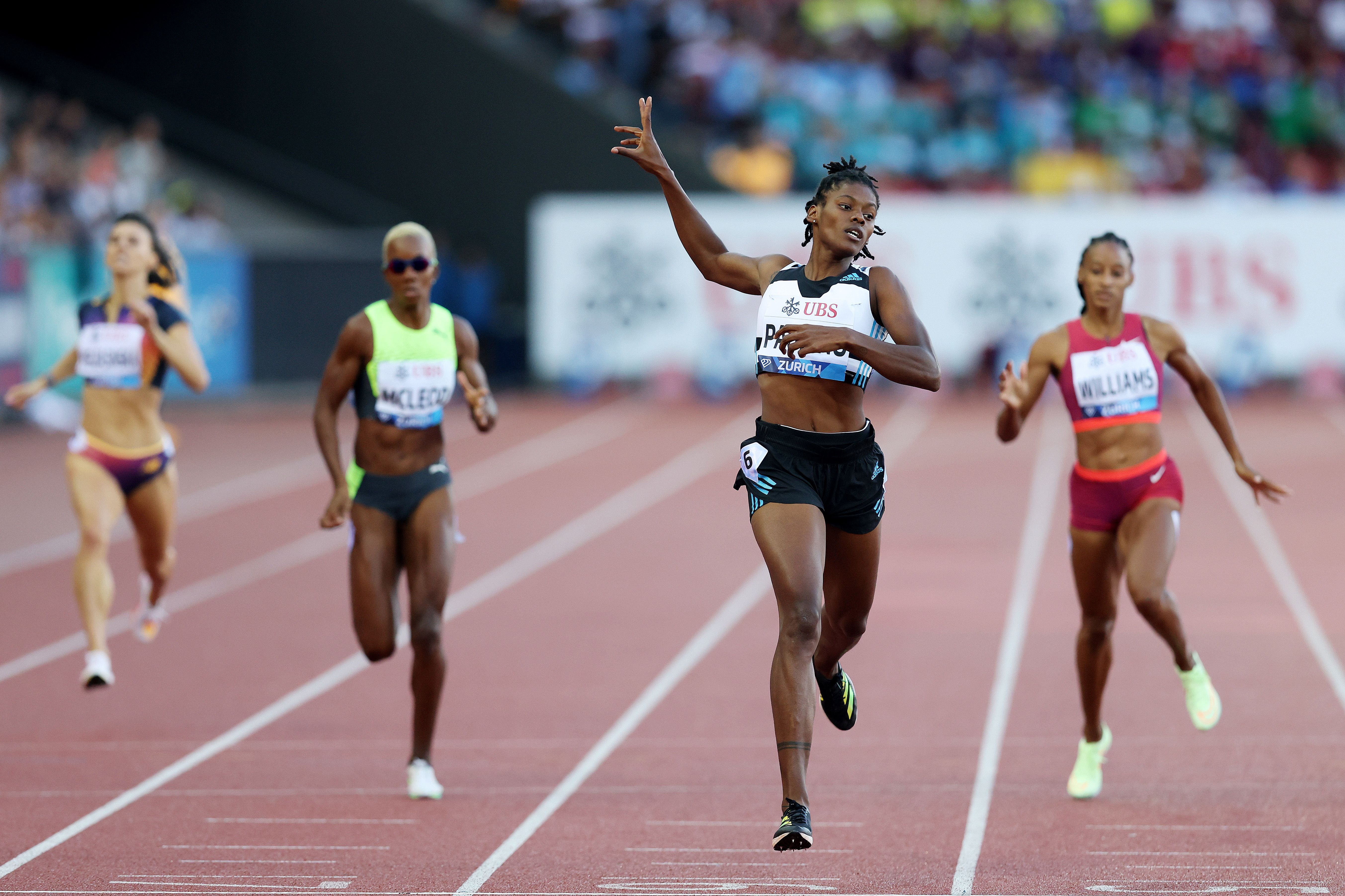 Marileidy Paulino wins the 400m at the Wanda Diamond League Final in Zurich