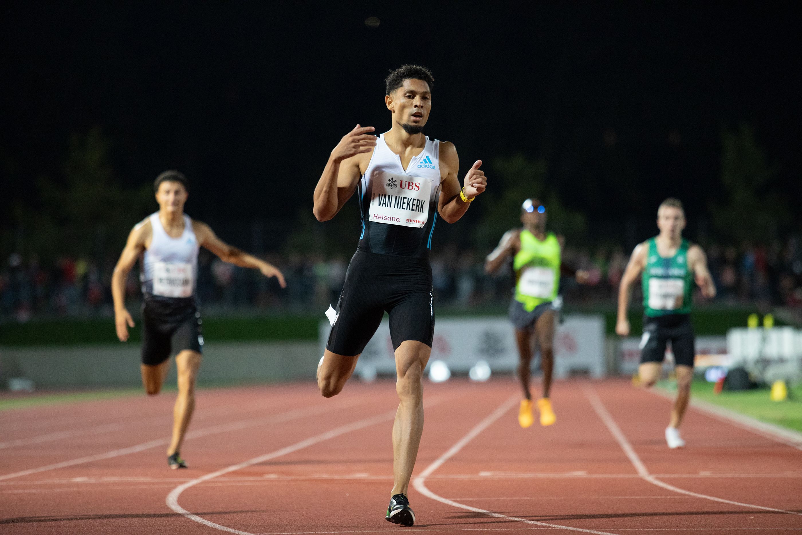 Wayde van Niekerk runs his fastest time since 2017 to win the 400m at the Gala dei Castelli in Bellinzona