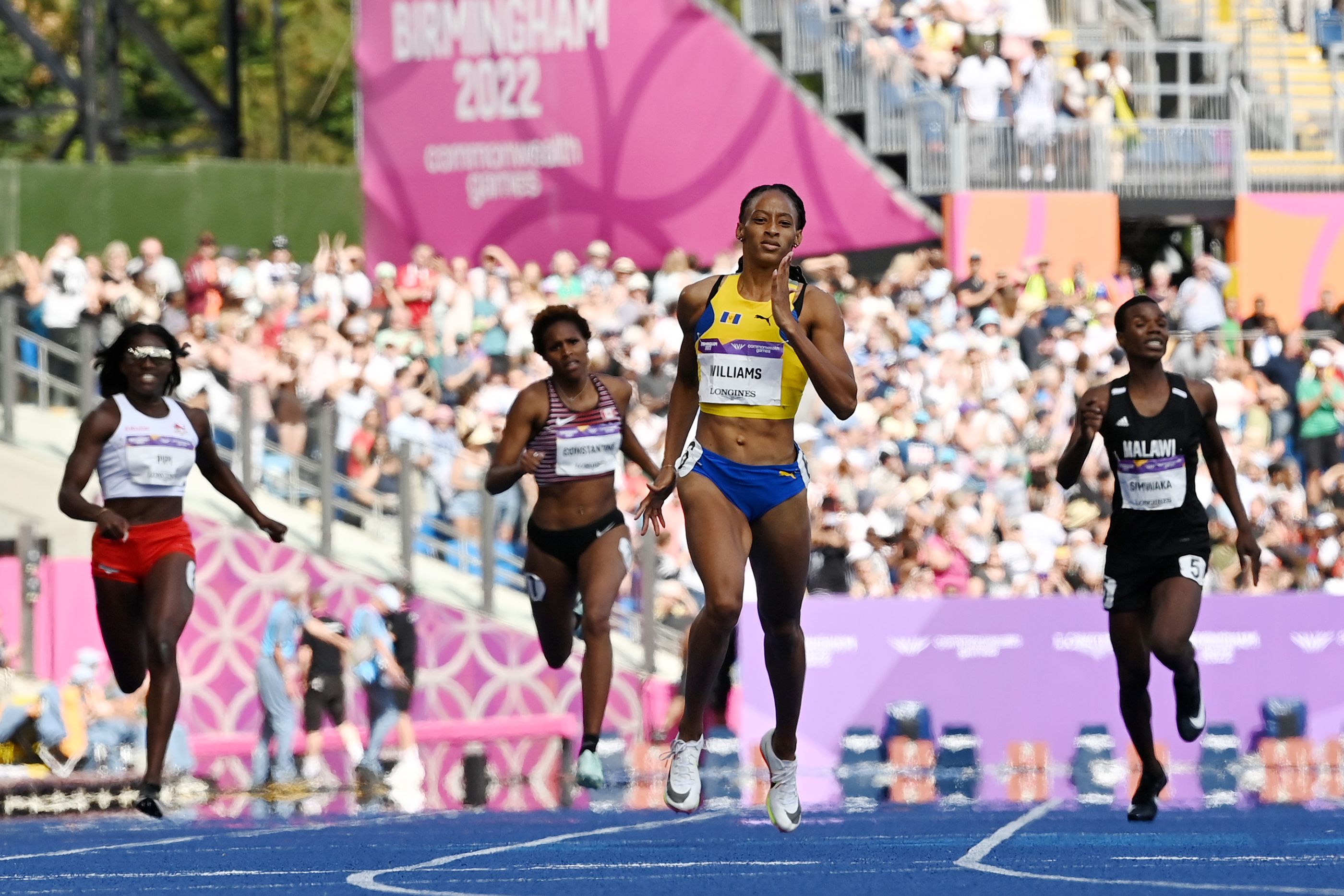 Sada Williams on her way to Commonwealth Games 400m gold in Birmingham