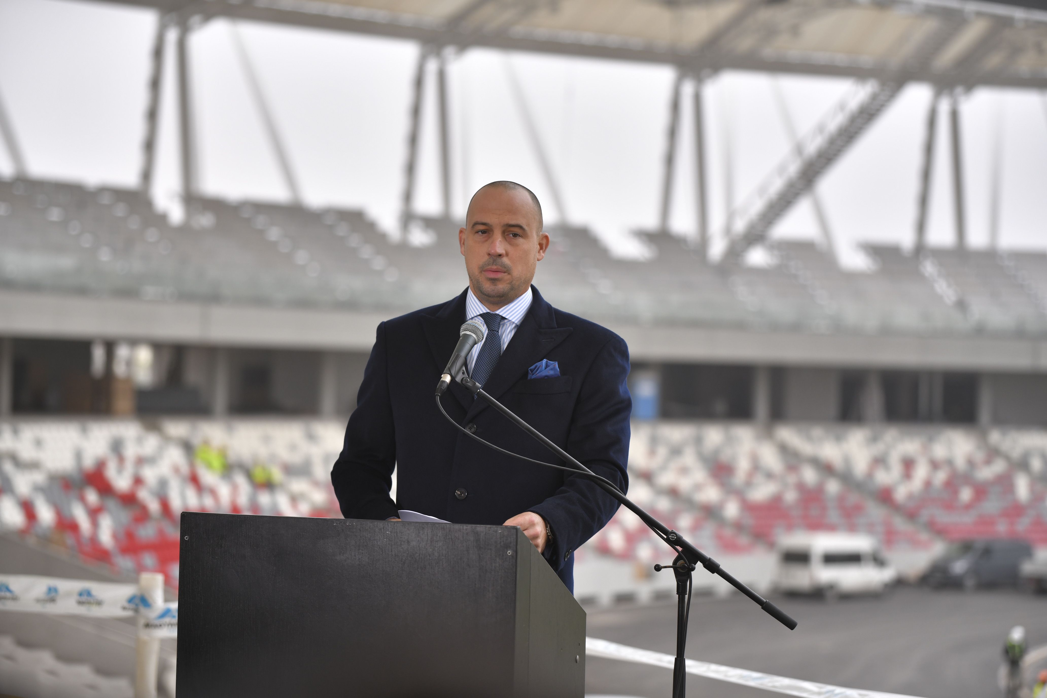 Schmidt &Aacute;d&aacute;m sport&eacute;rt felelős &aacute;llamtitk&aacute;r, a vb-&eacute;rt felelős korm&aacute;nybiztos