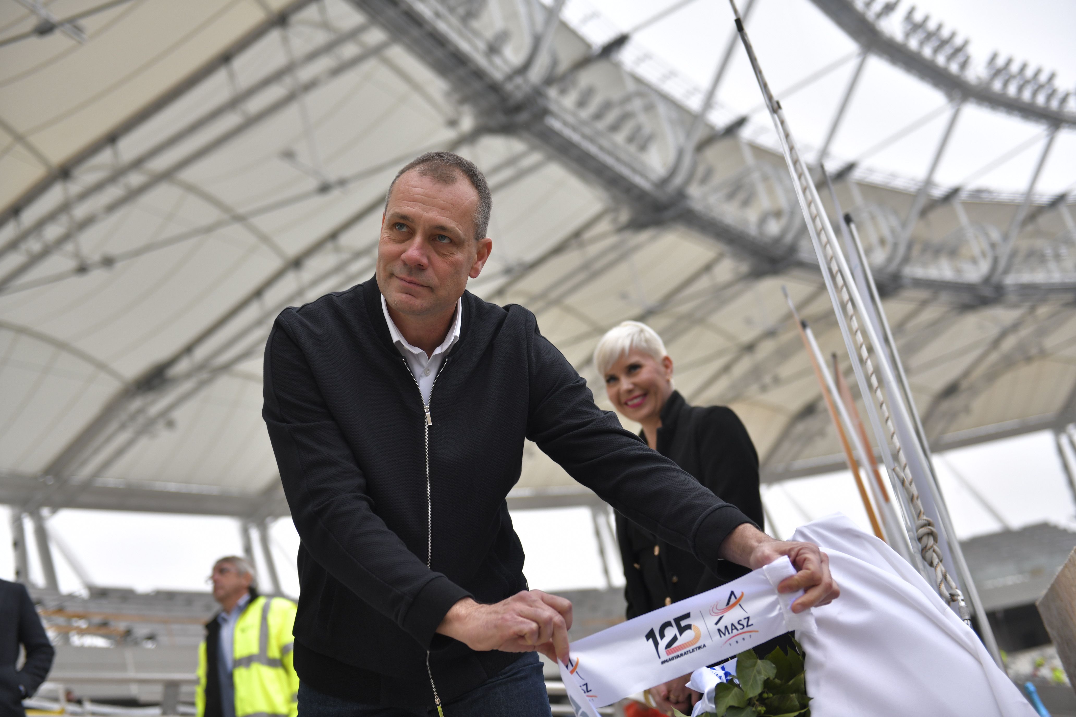 Gyulai Mikl&oacute;s, a Magyar Atl&eacute;tikai Sz&ouml;vets&eacute;g (MASZ) eln&ouml;ke