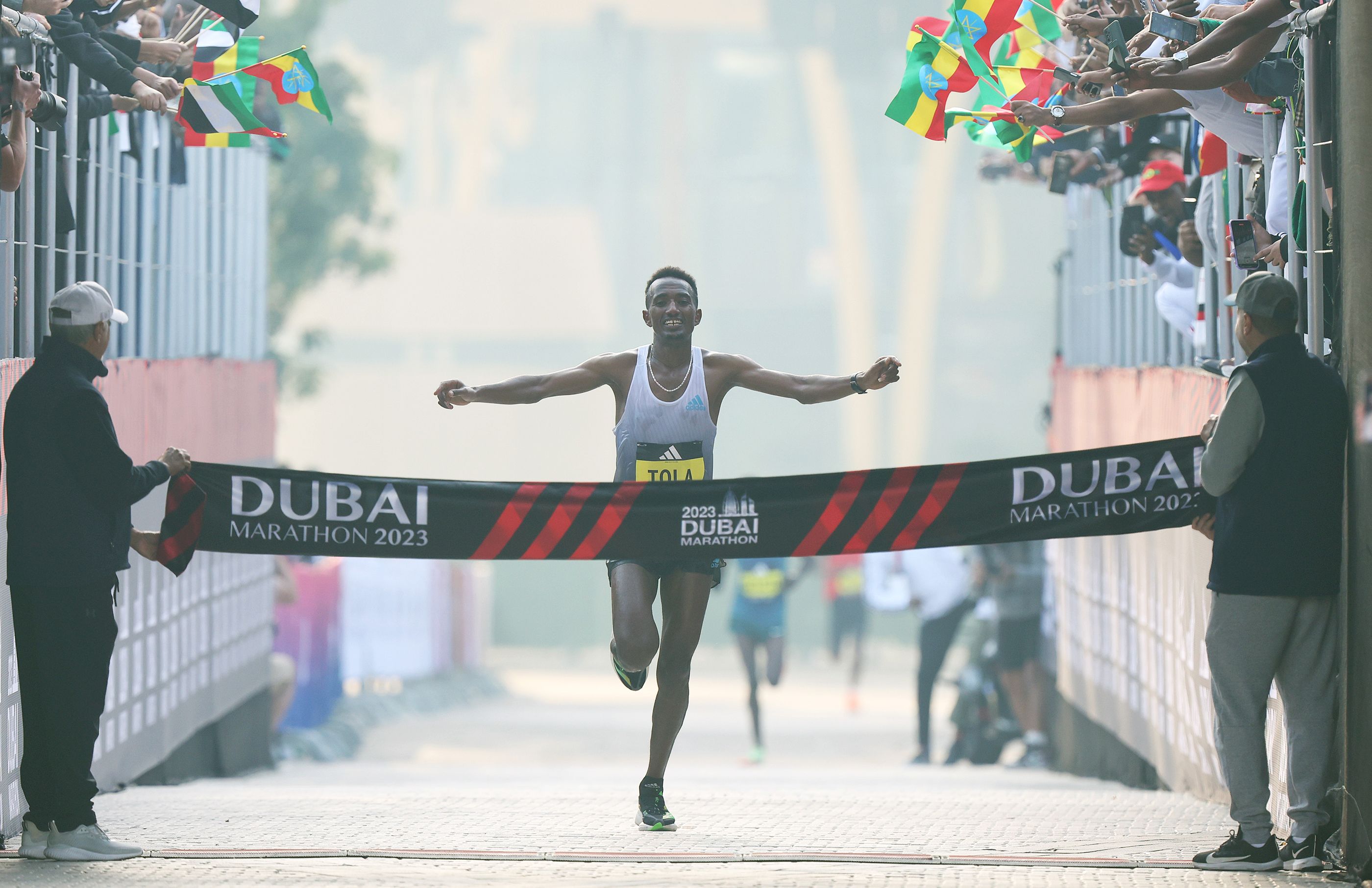 Tola and Dida win Dubai Marathon, Gressier runs area 5km record in ...