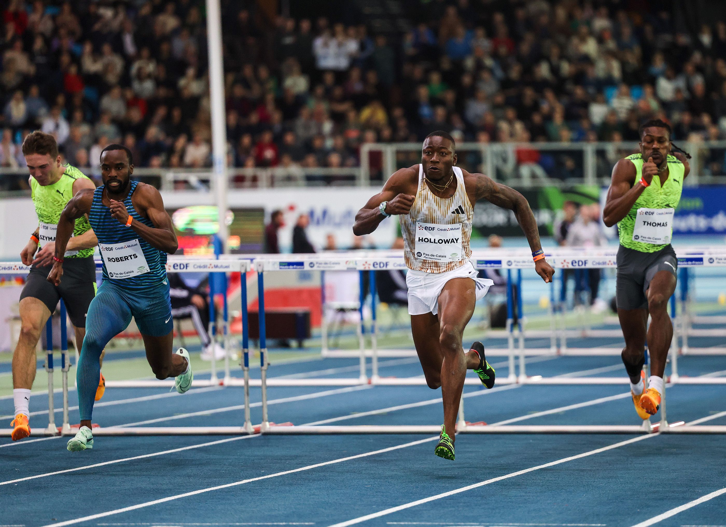 Grant Holloway wins the 60m hurdles in Lievin