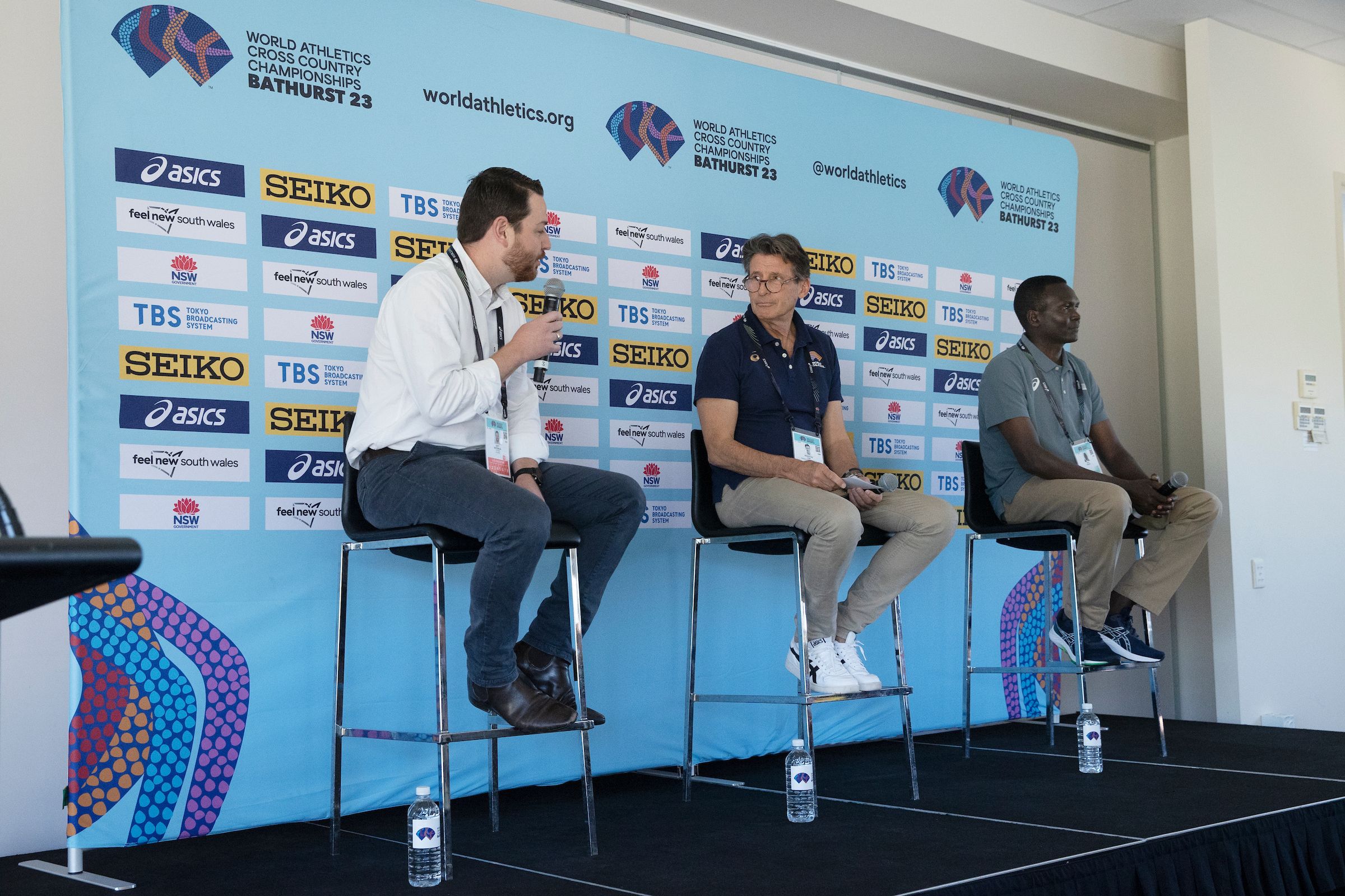 Matt Whitbread, Sebastian Coe and Paul Tergat at the press conference in Bathurst