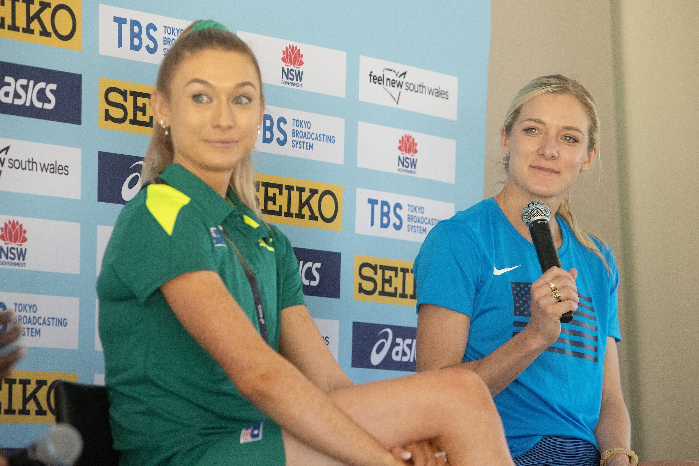 Jess Hull and Emma Coburn at the press conference in Bathurst