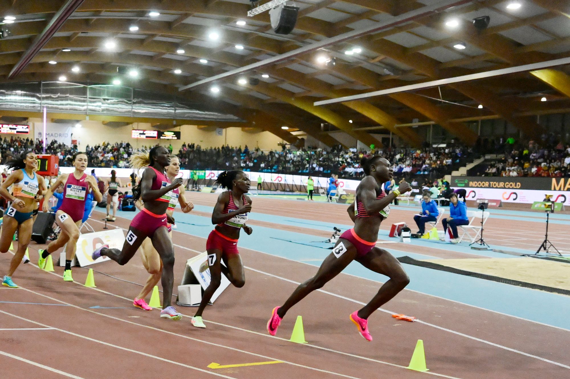 Noelie Yarigo in the 800m at the World Indoor Tour meeting in Madrid