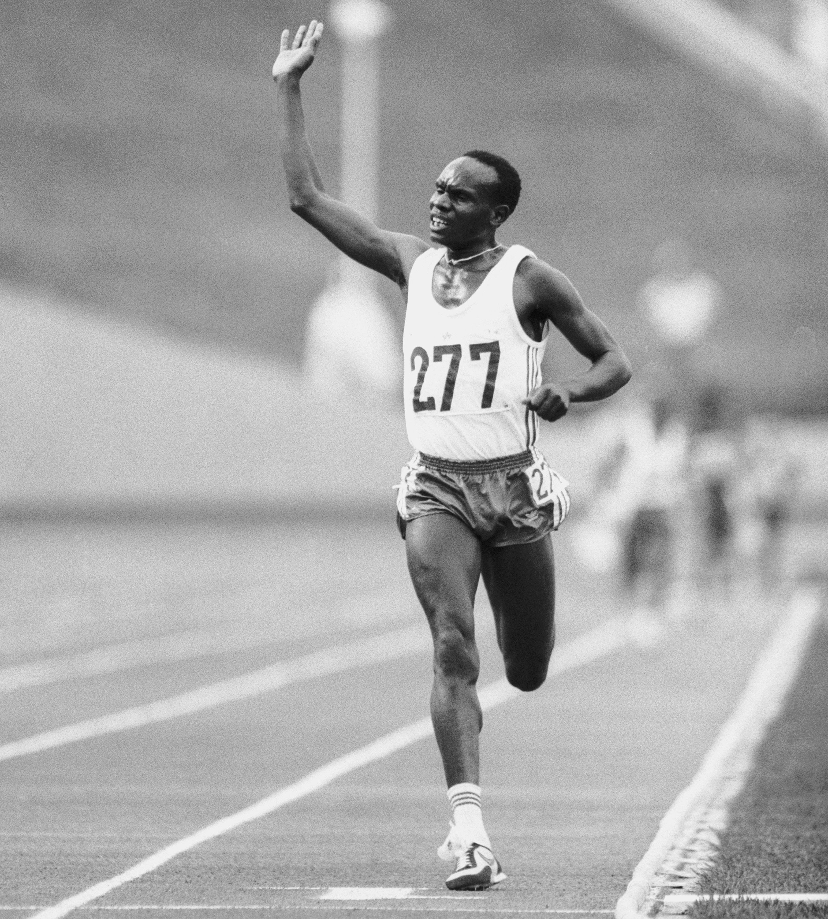 Henry Rono celebrates at the 1978 Commonwealth Games in Edmonton