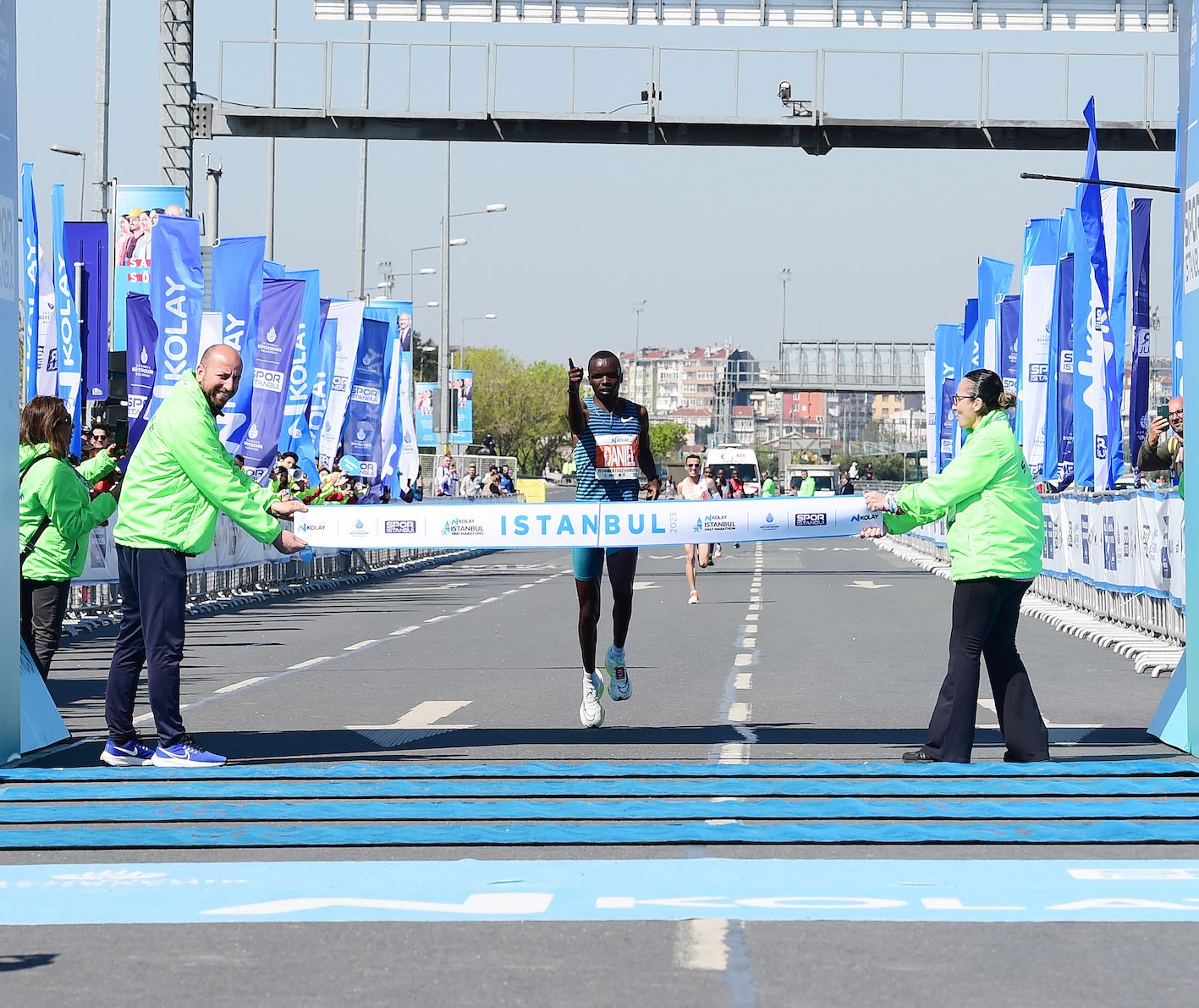 Daniel Ebenyo celebrates his victory at the N Kolay Istanbul Half Marathon