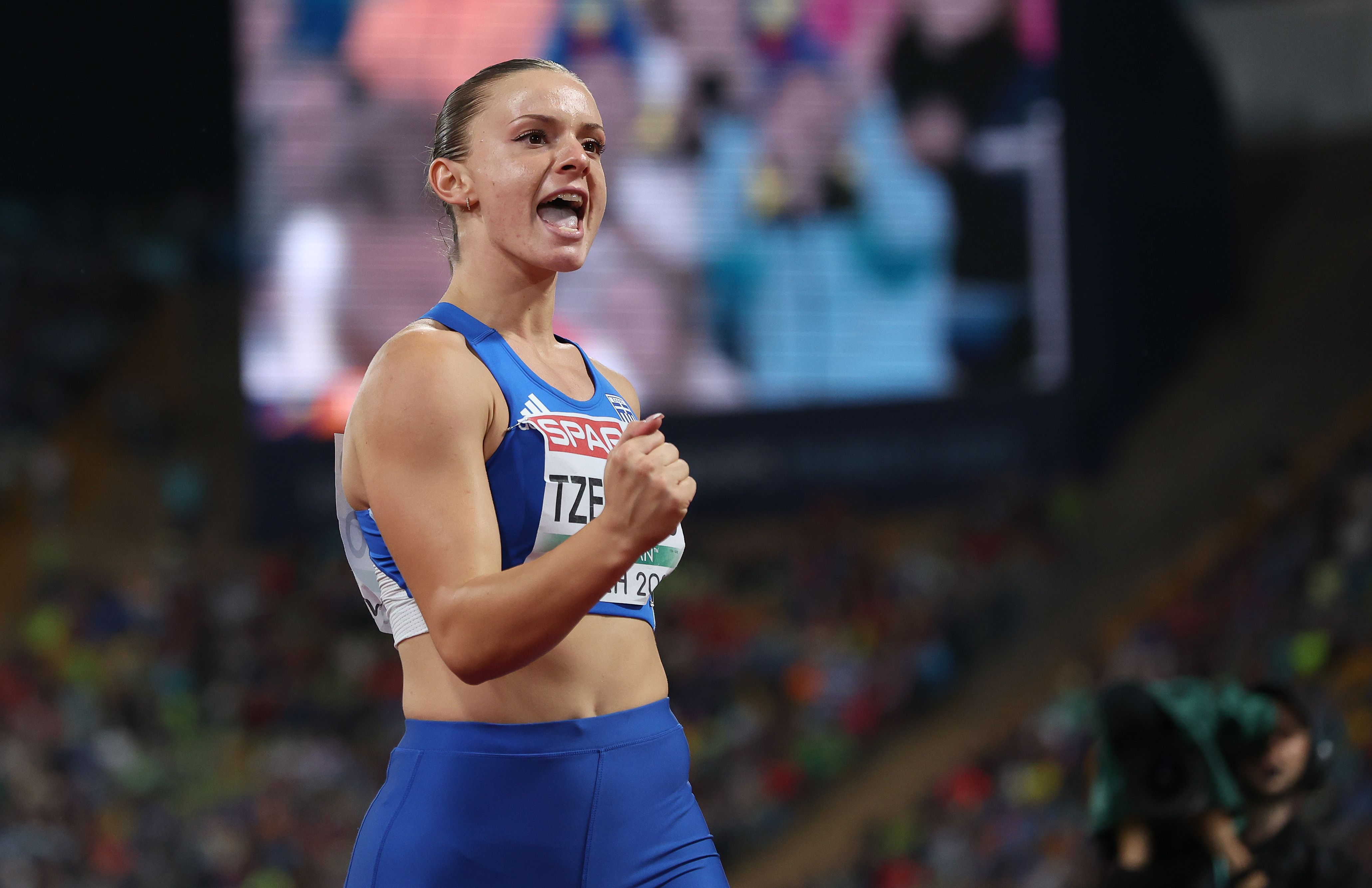 Elina Tzengko wins gold at the European Championships