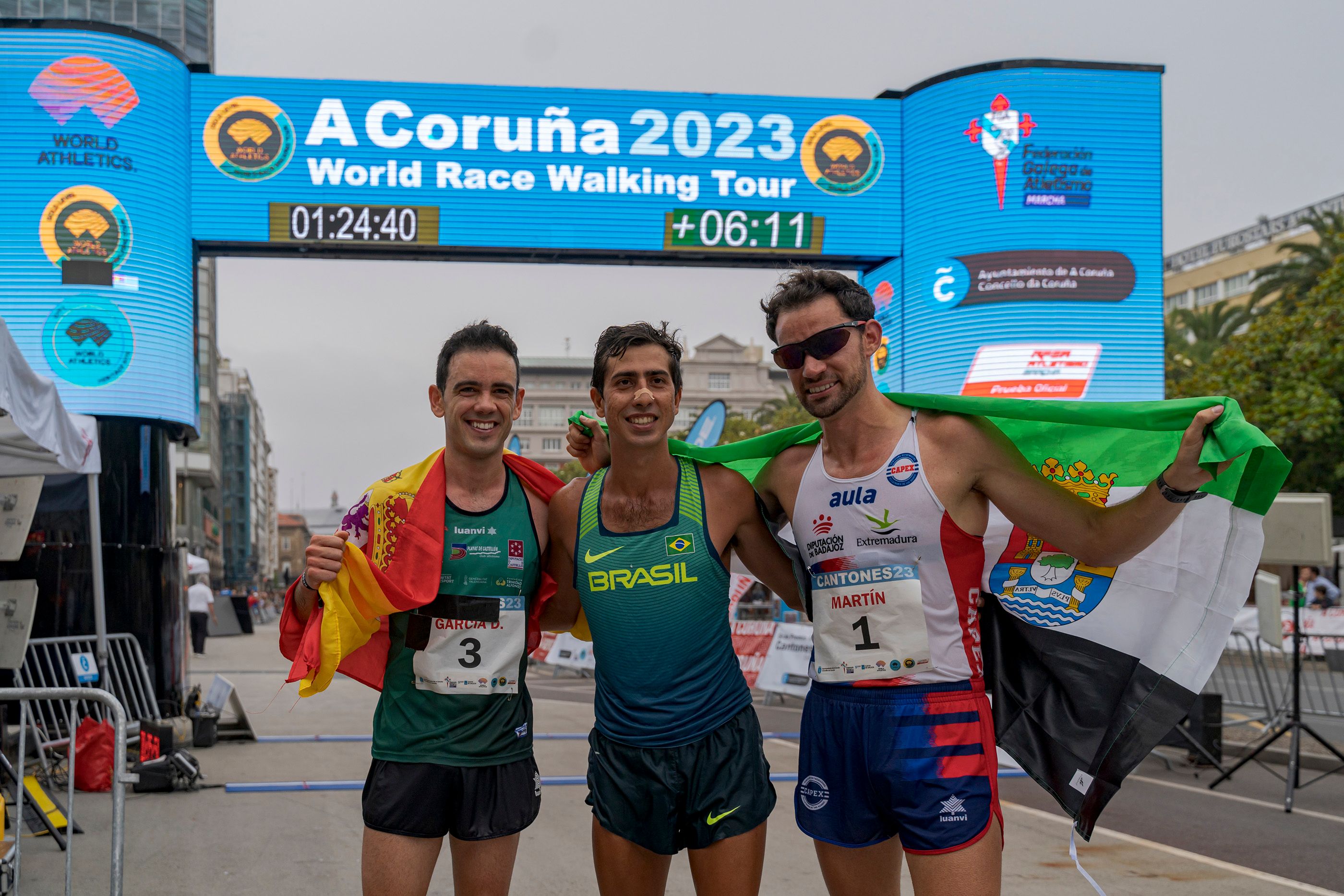 Diego García, Caio Bonfim and Alvaro Martin in La Coruna