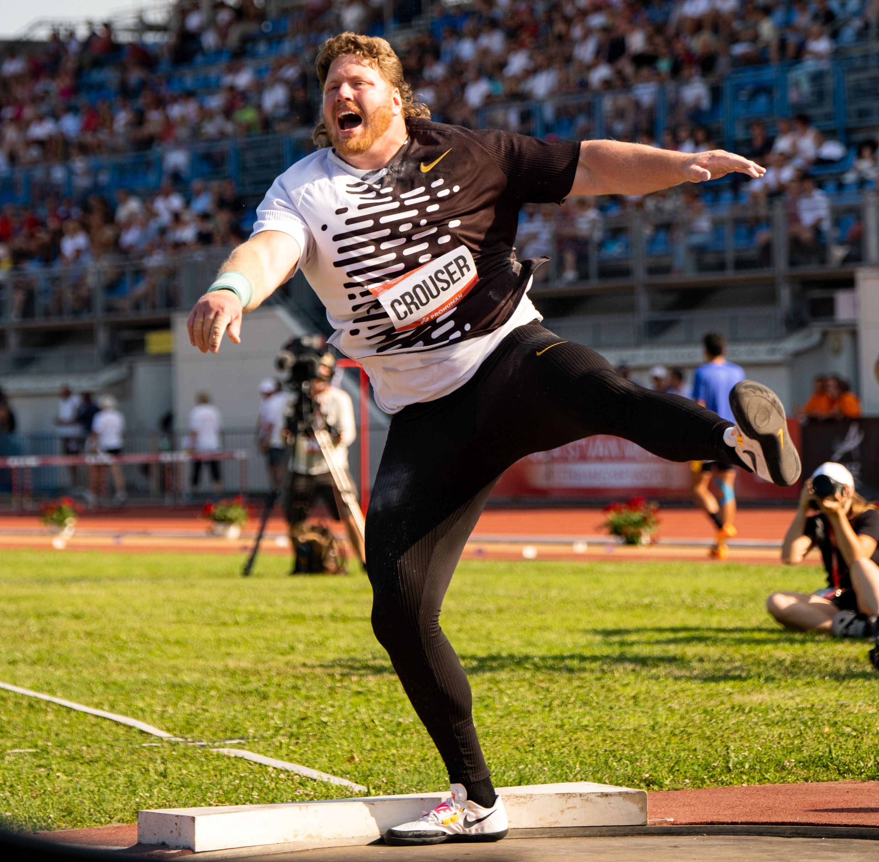 Shot put winner Ryan Crouser in Szekesfehervar