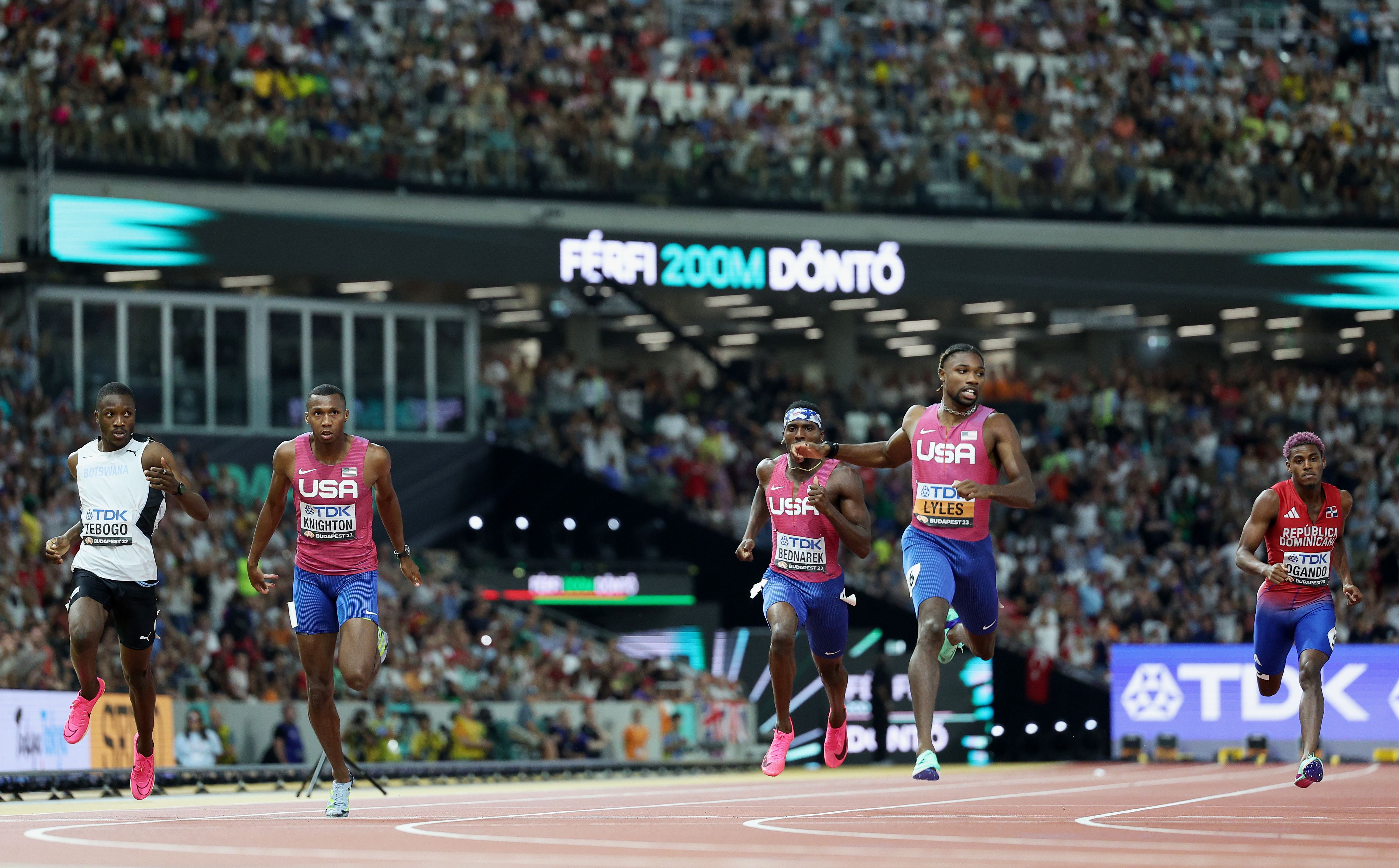 Noah Lyles wins the 200m at the World Athletics Championships Budapest 23