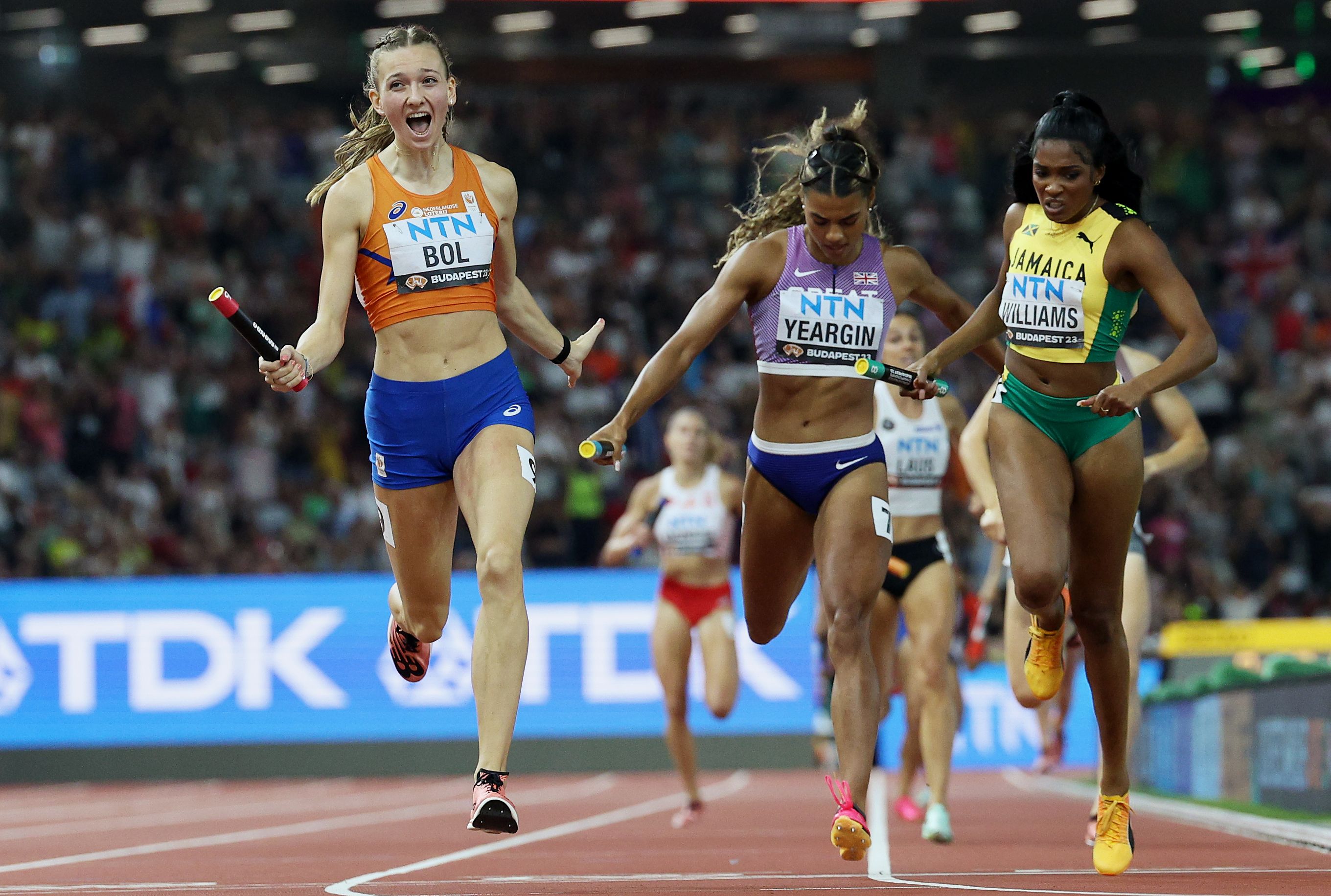 Femke Bol anchors Netherlands to the world 4x400m title in Budapest