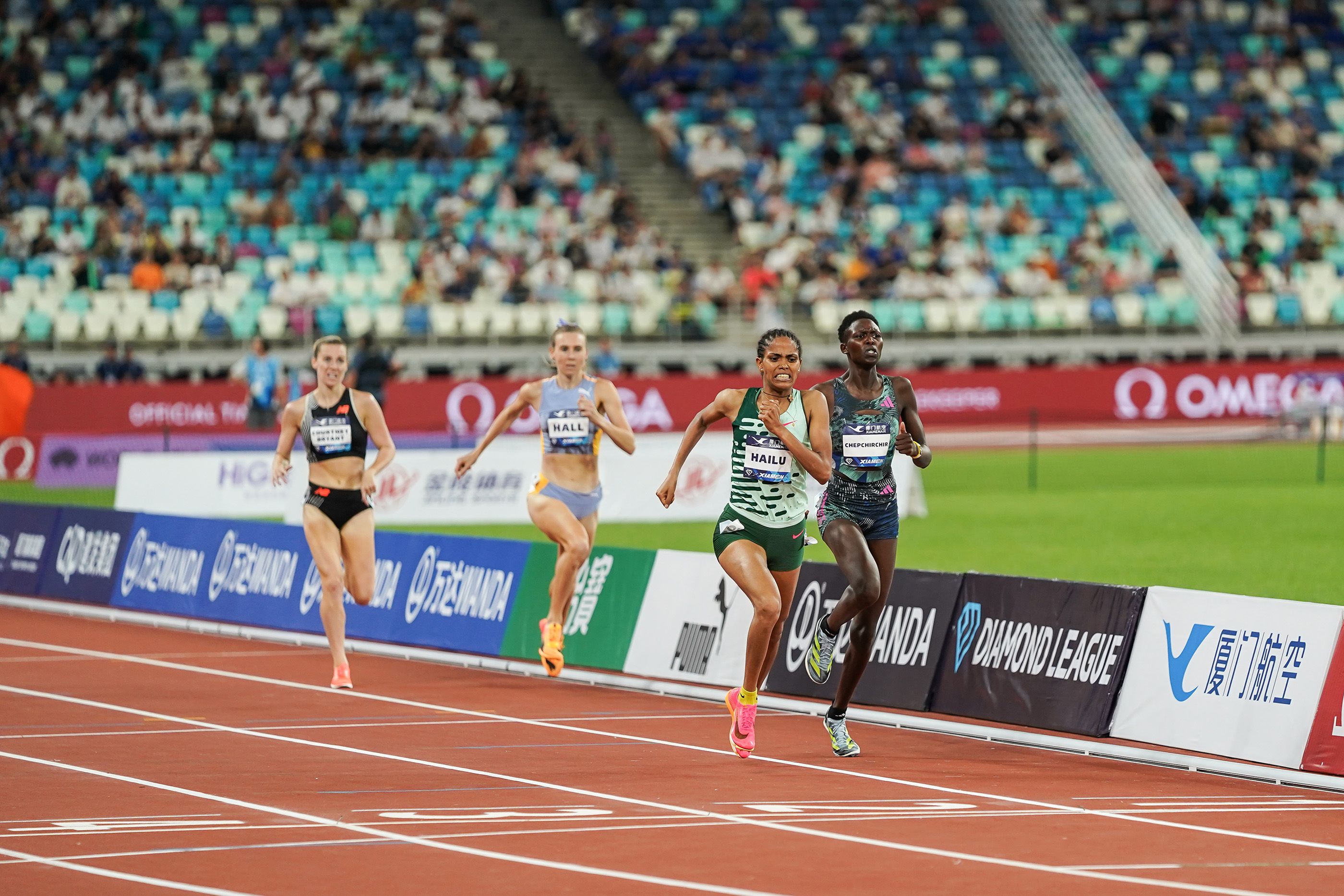 Freweyni Hailu on her way to a 1500m win in Xiamen