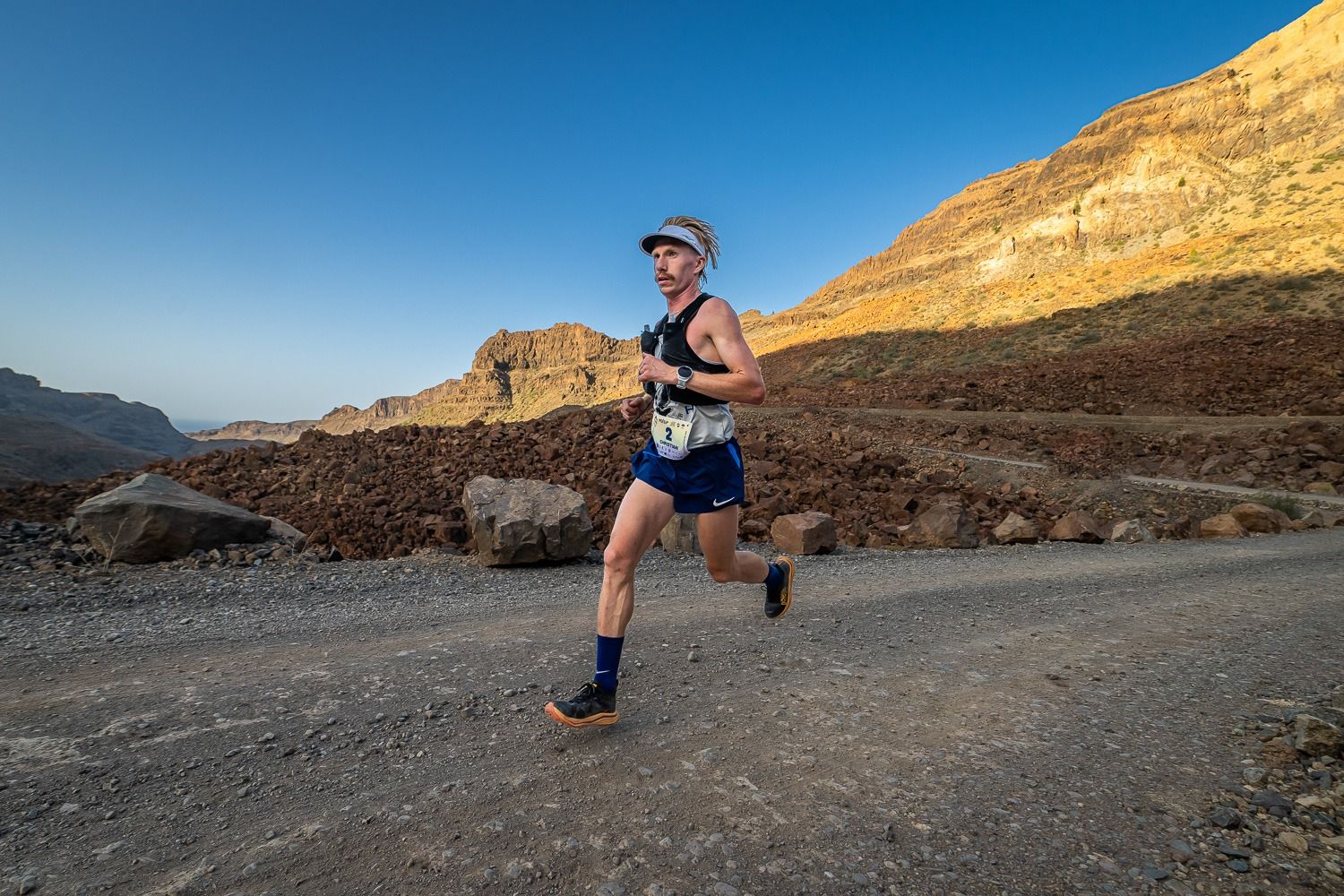 Christian Allen contests the long race at Sky Gran Canaria