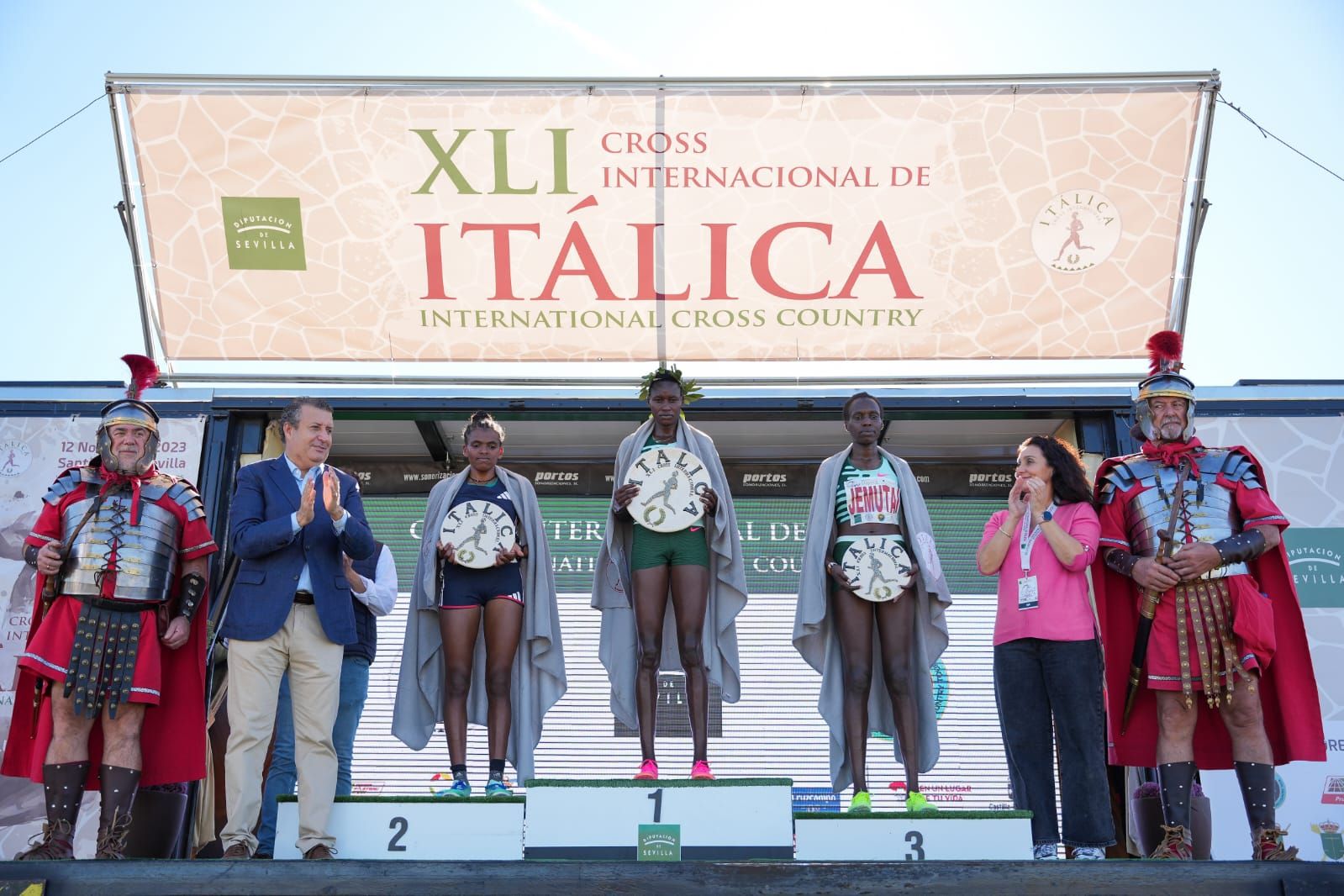 Women's podium at the 2023 Cross Internacional de Italica
