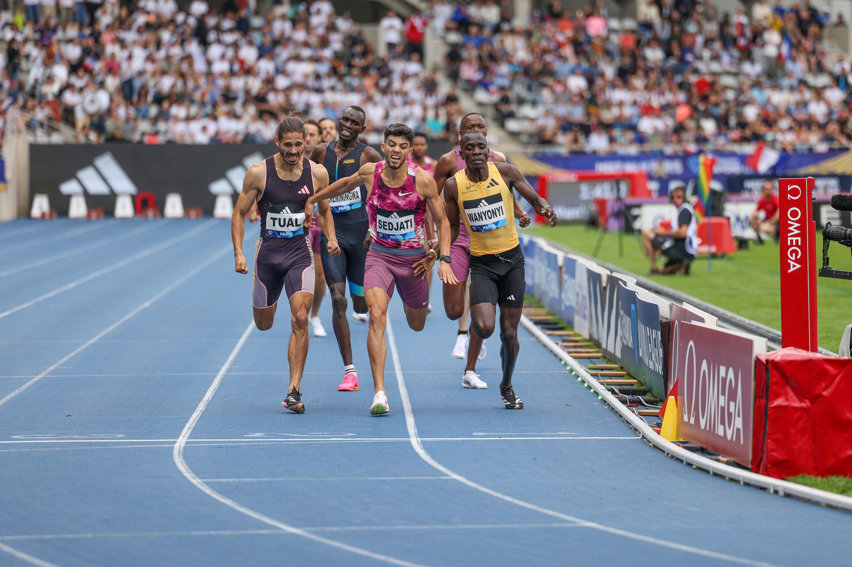 Gabriel Tual, Djamel Sedjati and Emmanuel Wanyonyi clash in the 800m