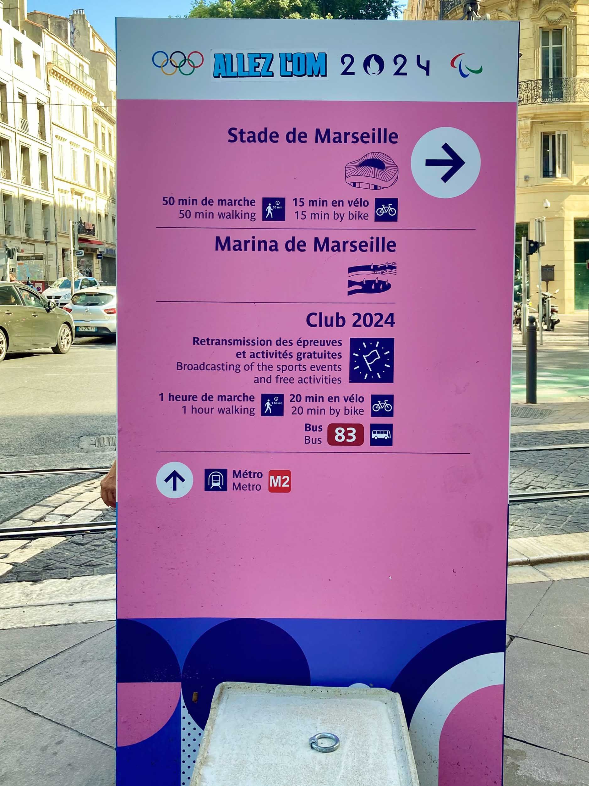 Transportation signs in Marseille