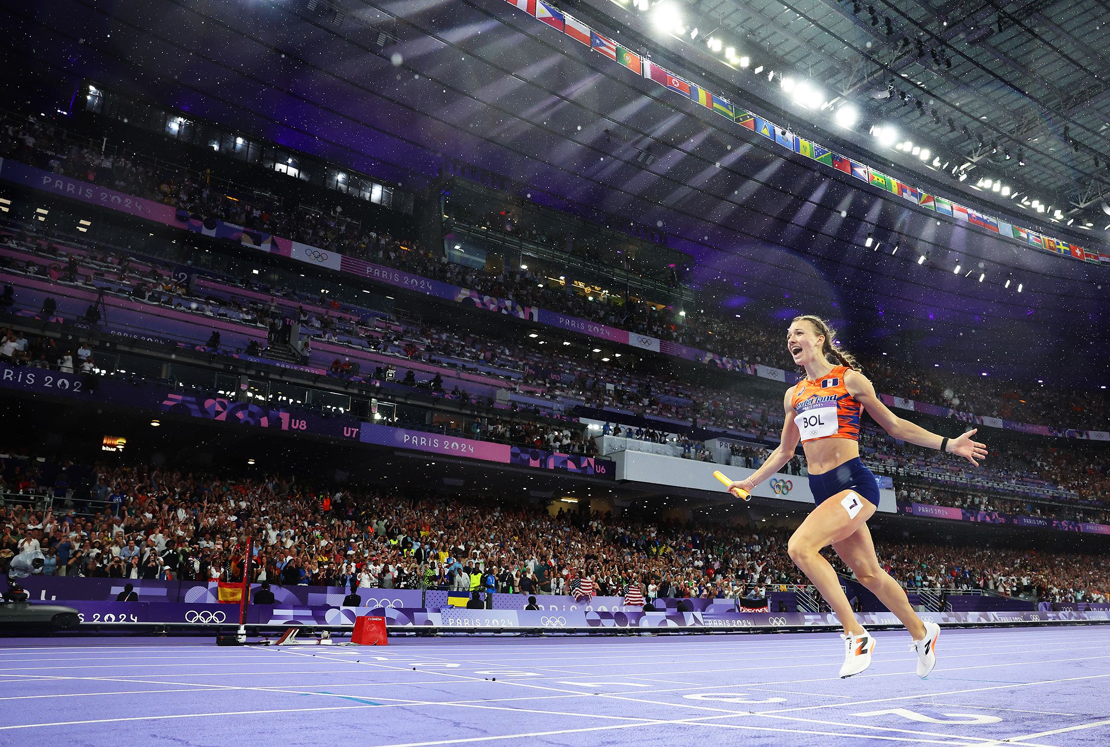 Femke Bol anchors Netherlands to victory in the mixed 4x400m at the Paris 2024 Olympic Games