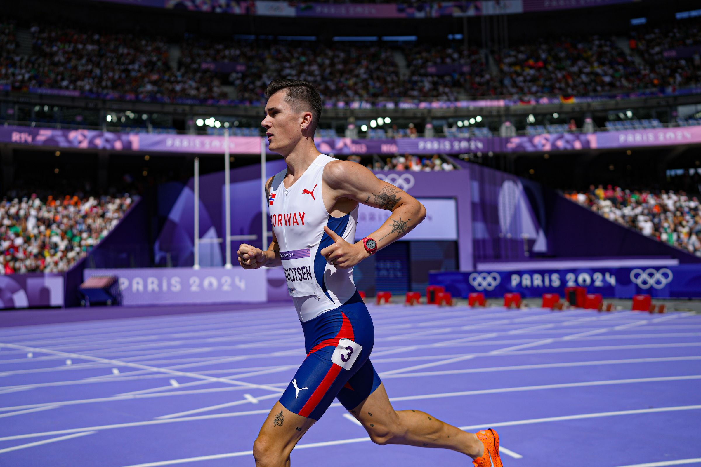 Jakob Ingebrigtsen in the 5000m heats in Paris