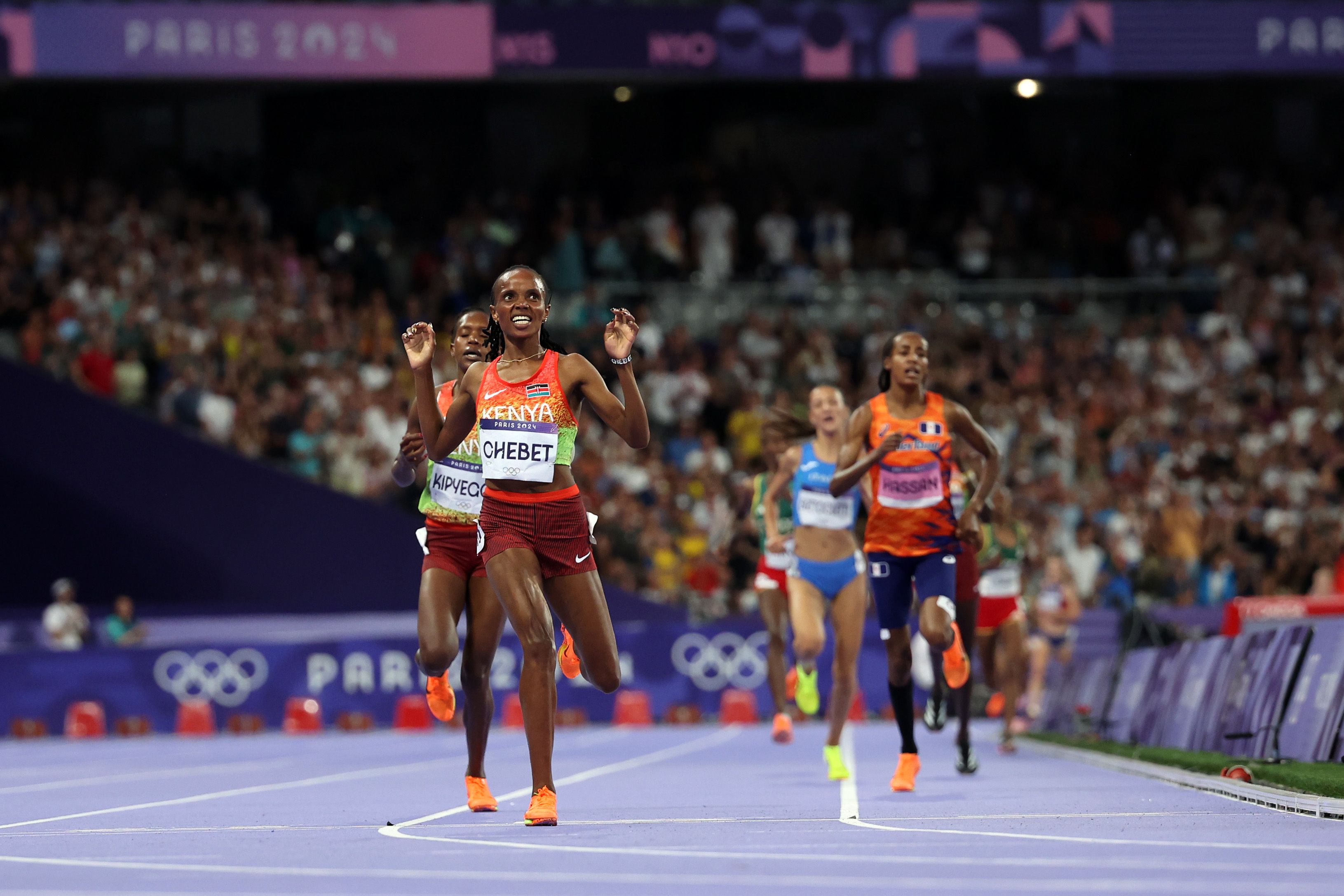 Beatrice Chebet wins the 5000m at the Paris Olympics