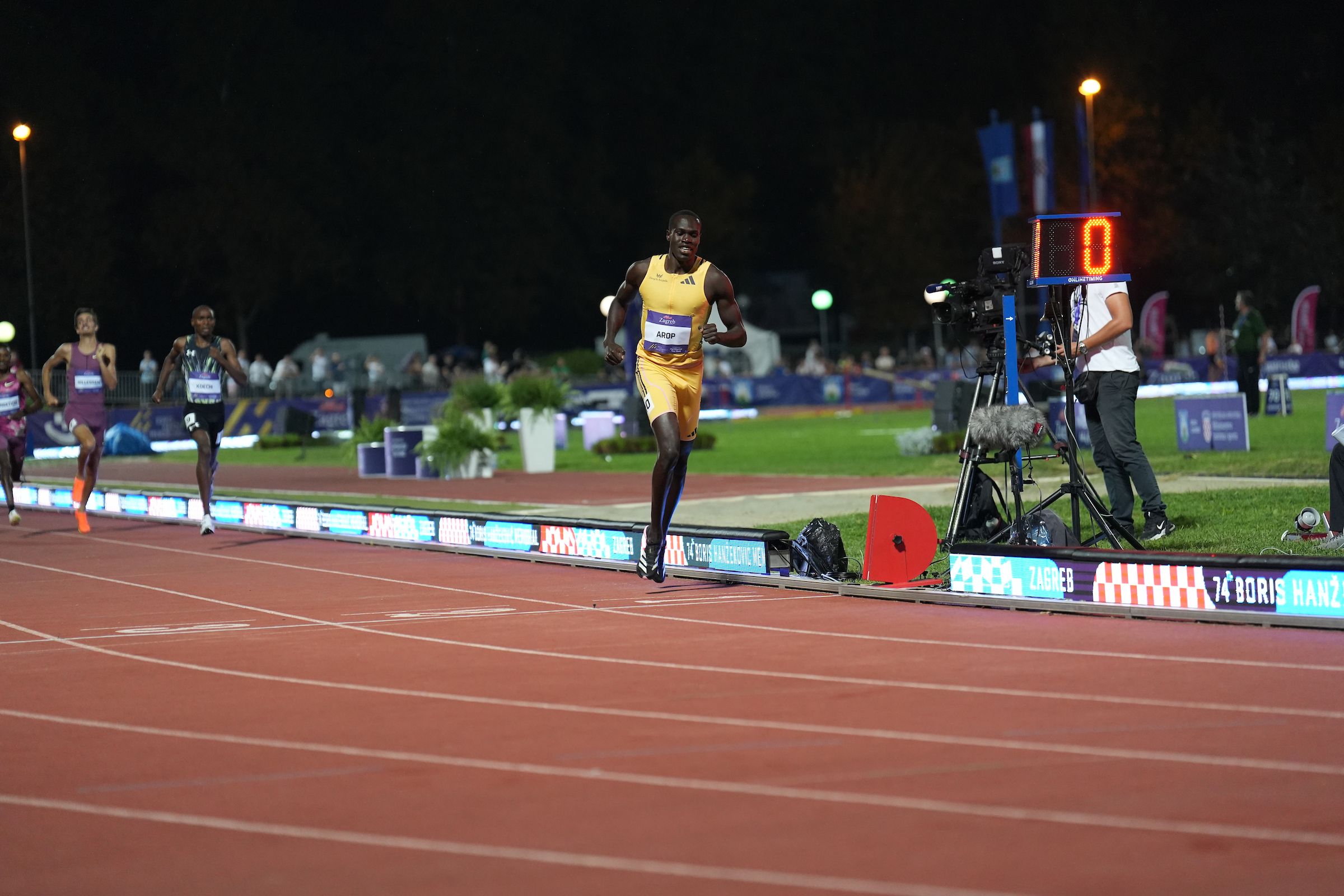 Marco Arop wins the 1000m in Zagreb