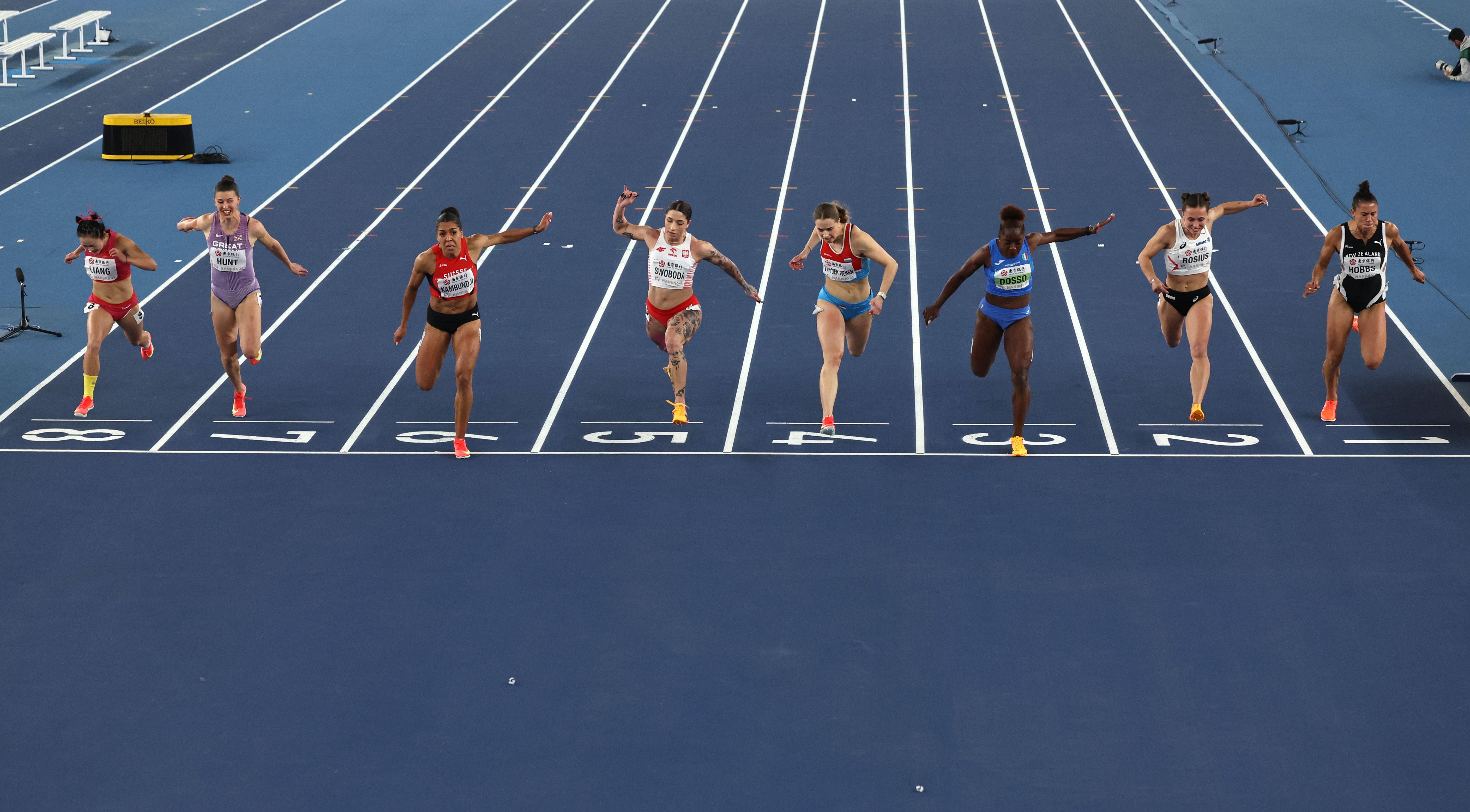 Mujinga Kambundji gana una final cercana de 60 m en el Campeonato Mundial de Atletismo Nanjing 25 