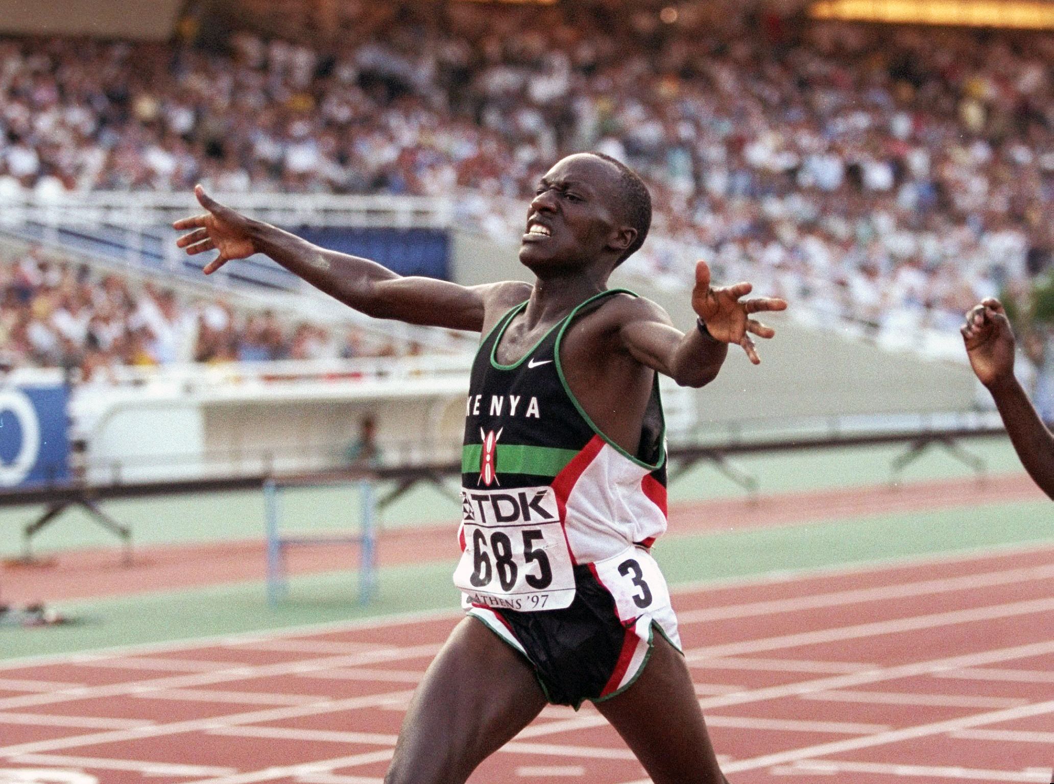 Wilson Boit Kipketer wins the 1997 world steeplechase title