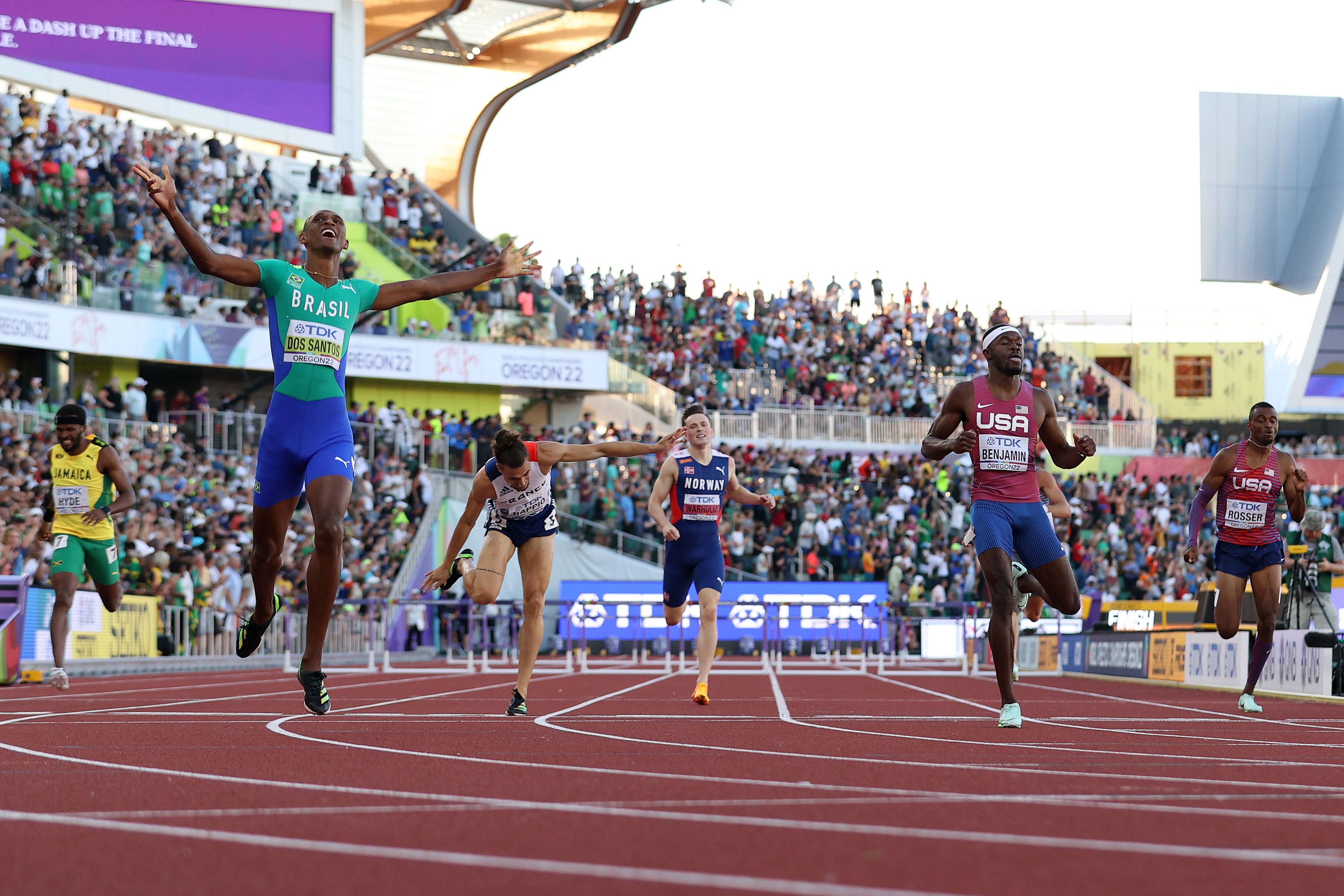 Alison dos Santos, Karsten Warholm and Rai Benjamin in the 2022 world final in Oregon