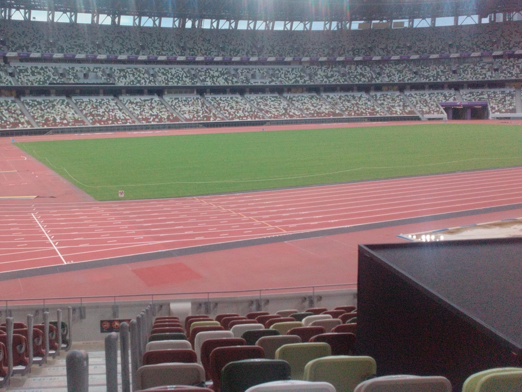 Limited view seats02