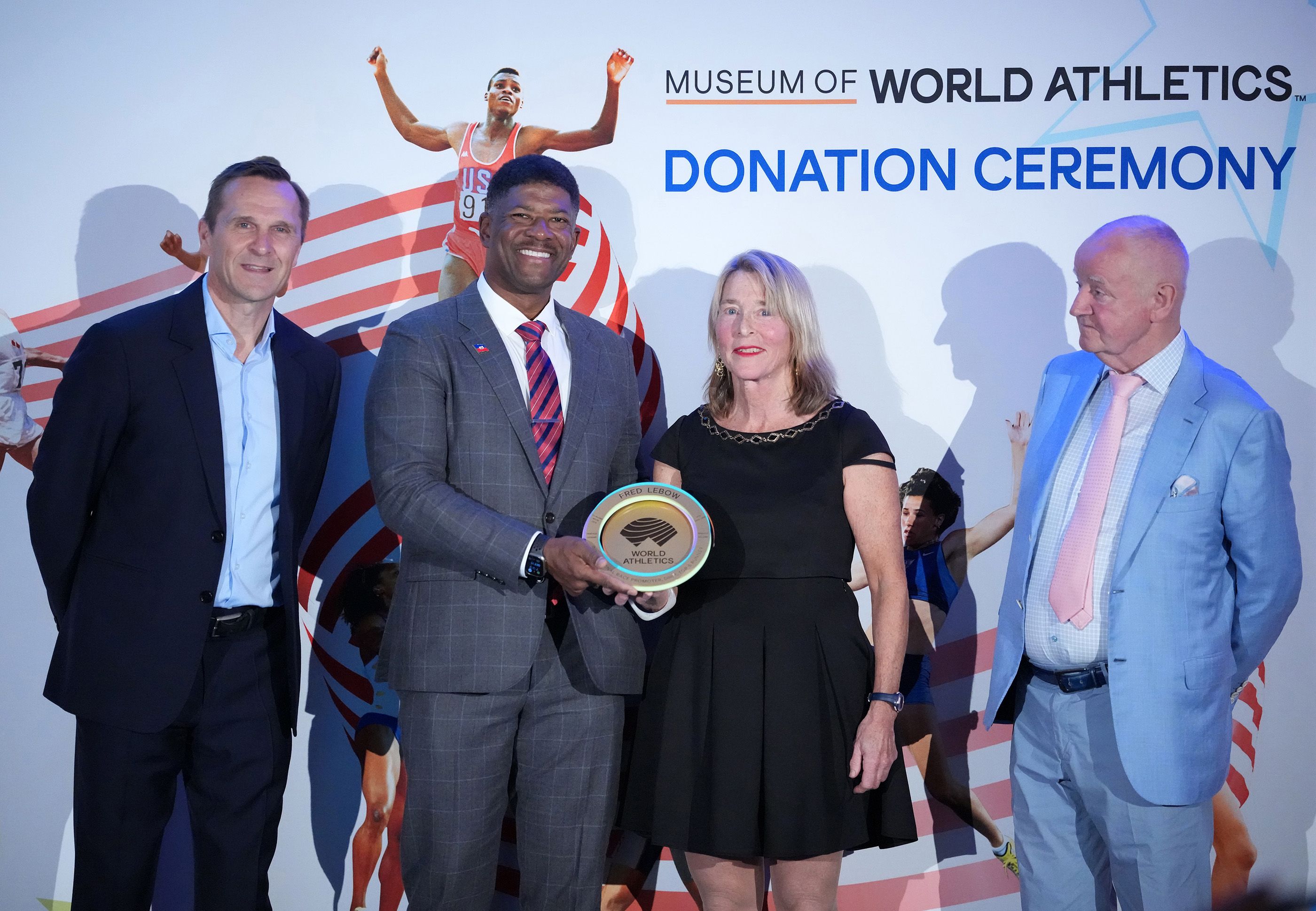 The awarding of the Fred Lebow plaque in New York