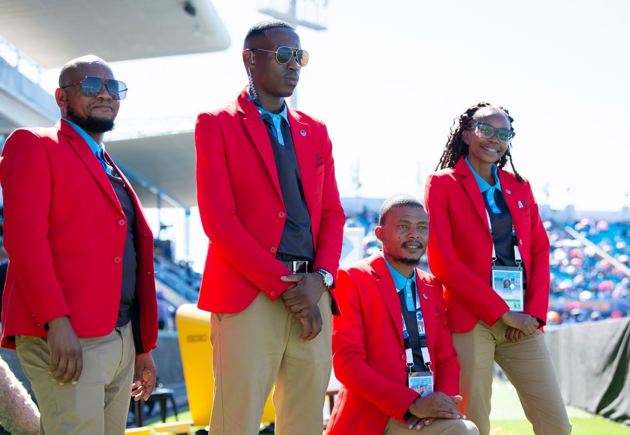Sherrine Barrows (right) at the Debswana World Athletics Relays Gaborone 26