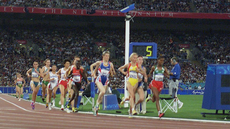 Women's 5000m action at the Sydney 2000 Olympic Games