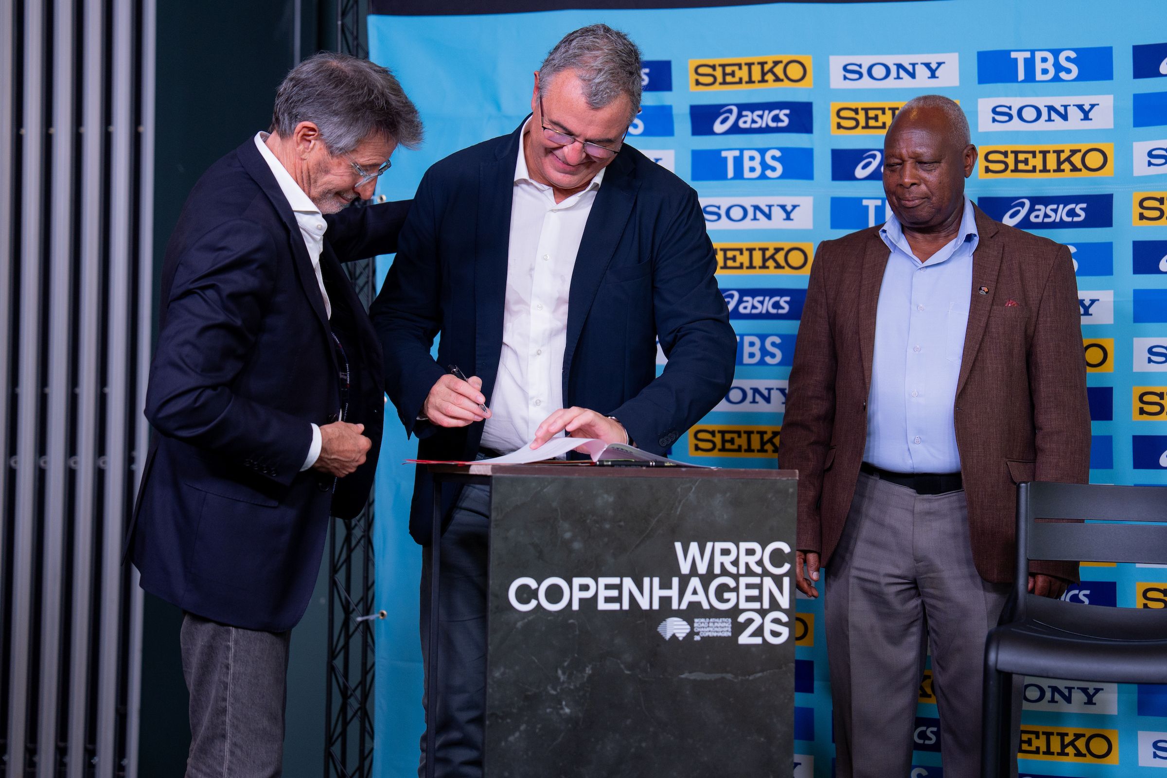 World Athletics signs on to Sports for Nature Framework and MOU with UNHCR