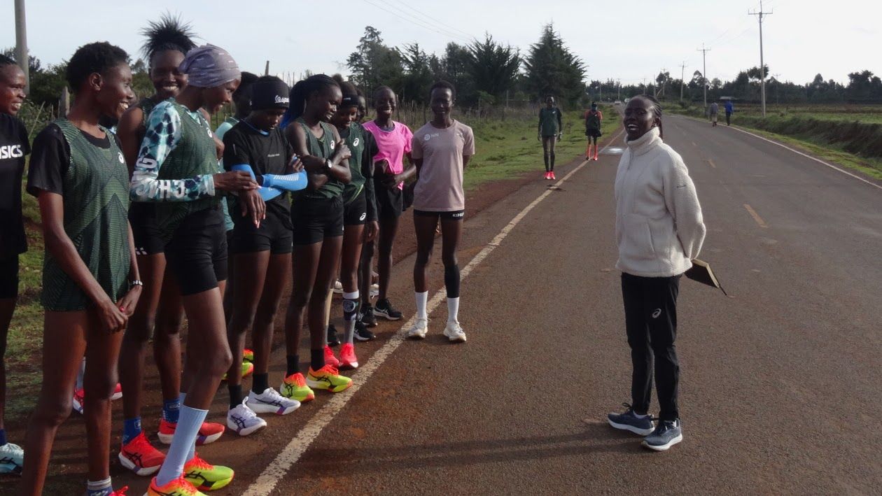 Kolly Wanders coaches the Nzimaheart Runners, members of the Tulizo Foundation Ambassador Programme in Iten
