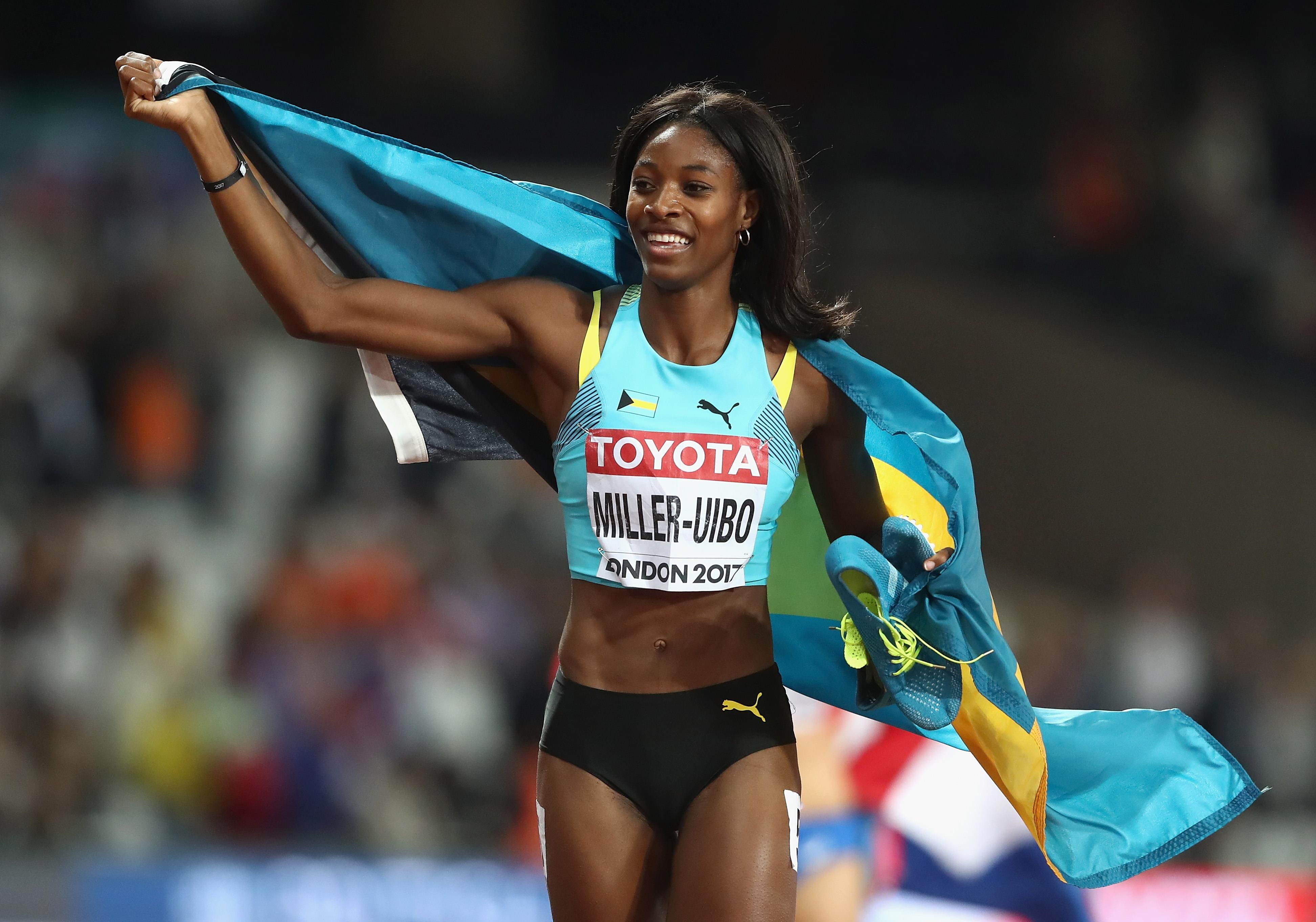 Shaunae Miller-Uibo celebrates 200m medal at London IAAF World Championships
