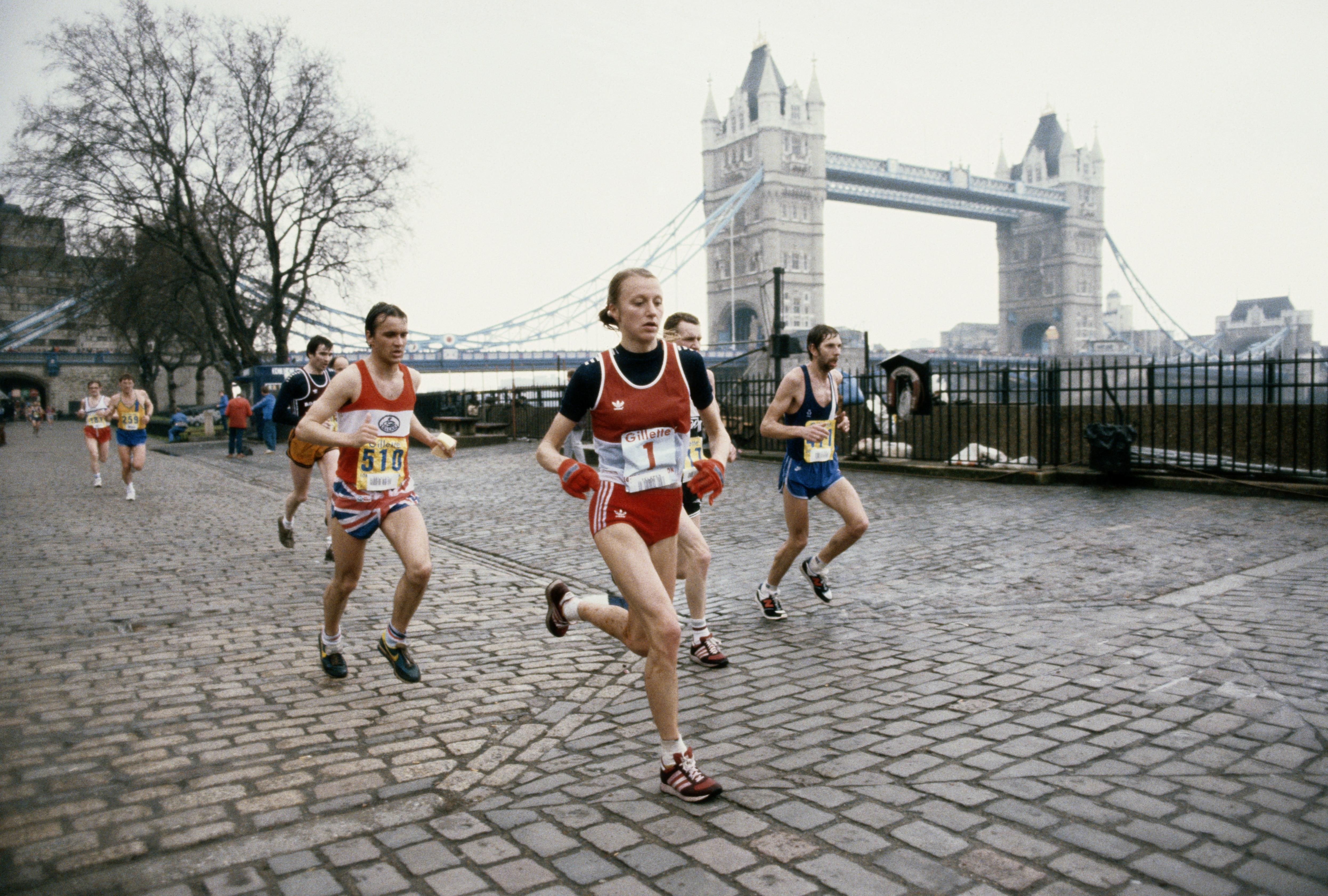 Grete Waitz in action at the 1983 London Marathon