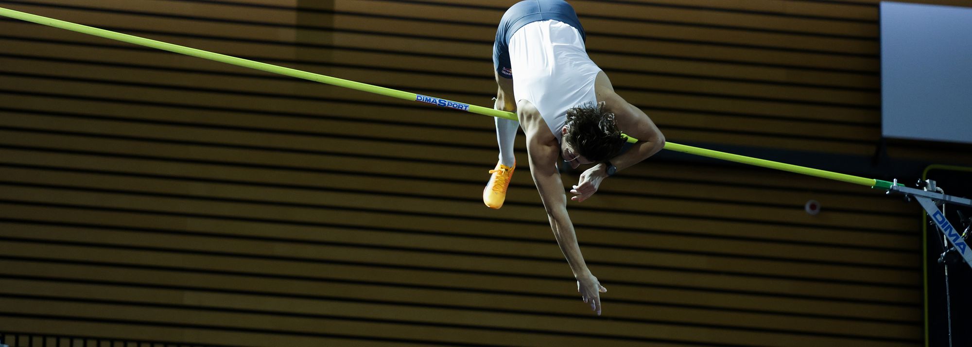 Mondo Duplantis cleared 6.22m to add one centimetre to his own world pole vault record at the All Star Perche, a World Athletics Indoor Tour Silver meeting