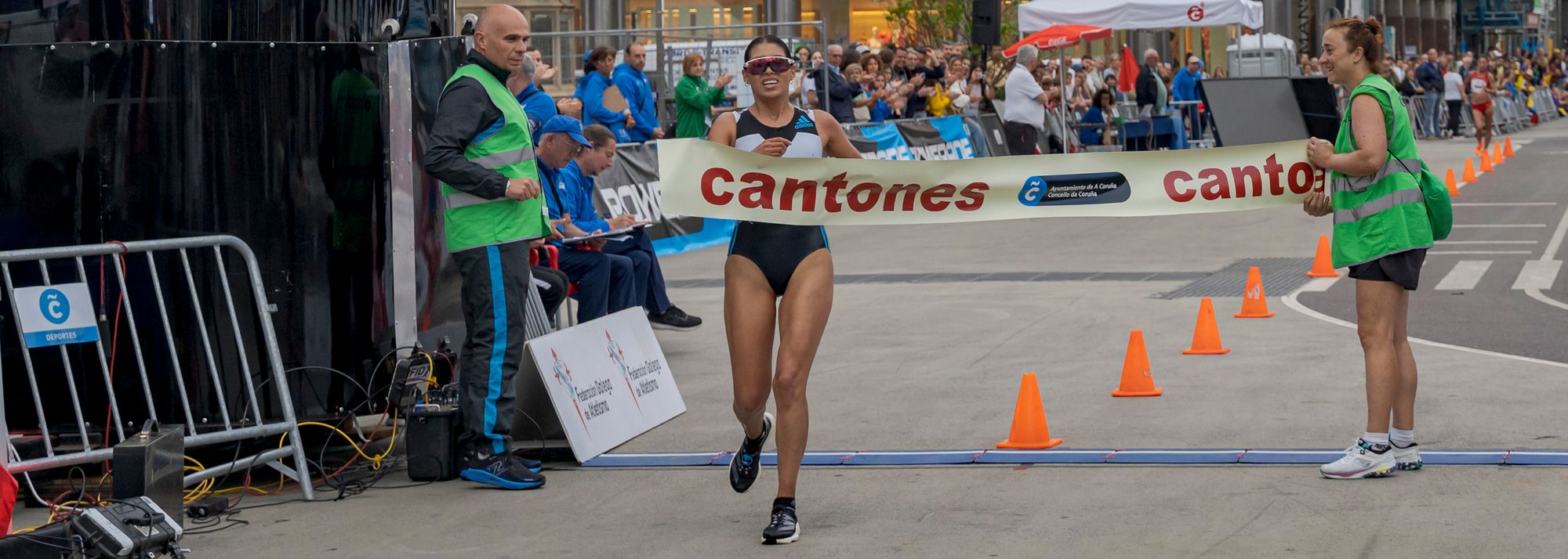 Peru's Kimberly Garcia and Brazil's Caio Bonfim captured 20km race walk victories at the 36th Gran Premio Cantones de La Coruna