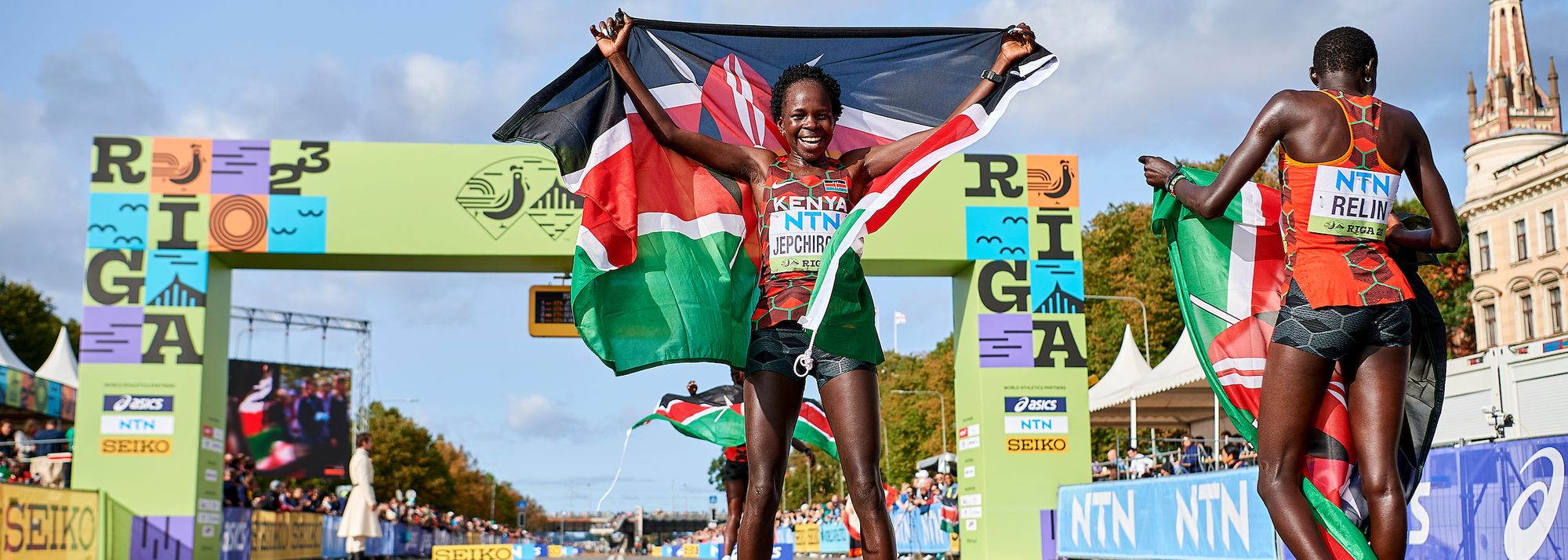 Highlights video of the mile, 5km and half marathon at the World Athletics Road Running Championships