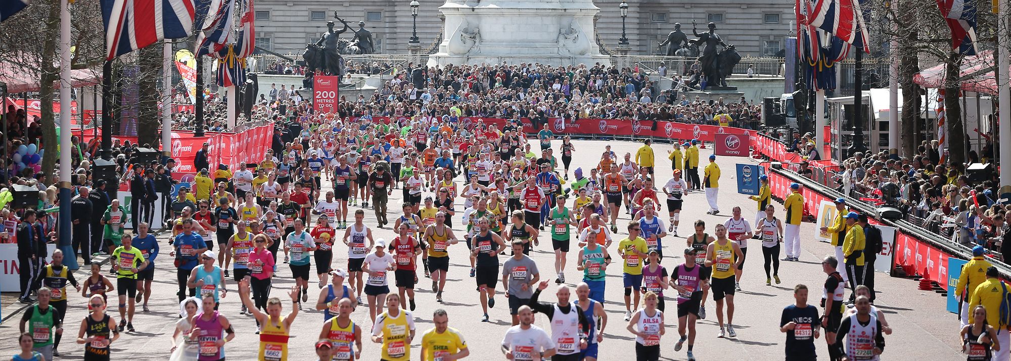 The history of the annual London Marathon has been recognised with the World Athletics Heritage Plaque
